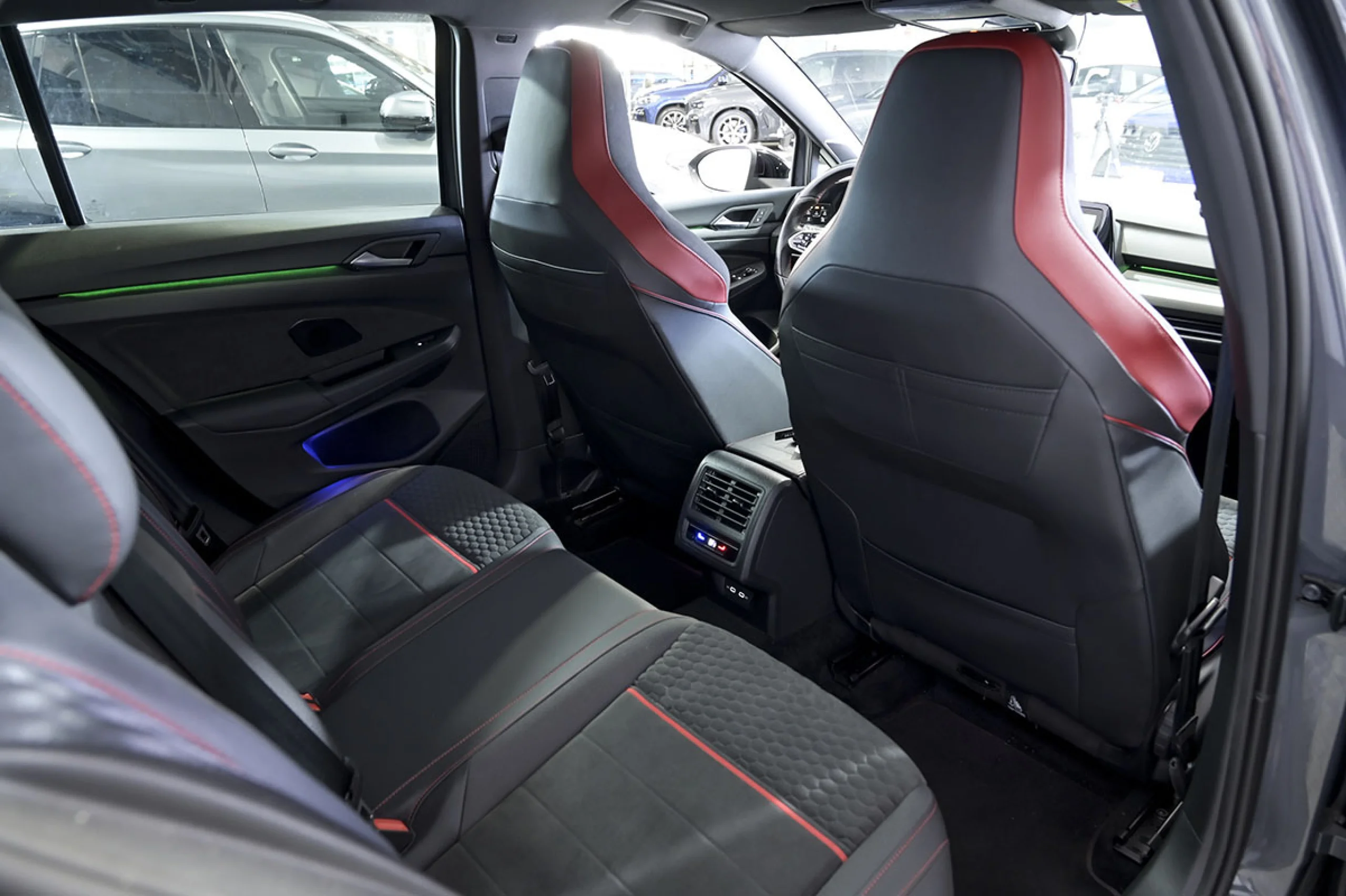 Volkswagen Golf GTI Clubsport 2.0 TSI 221kW 300CV DSG - Foto 14