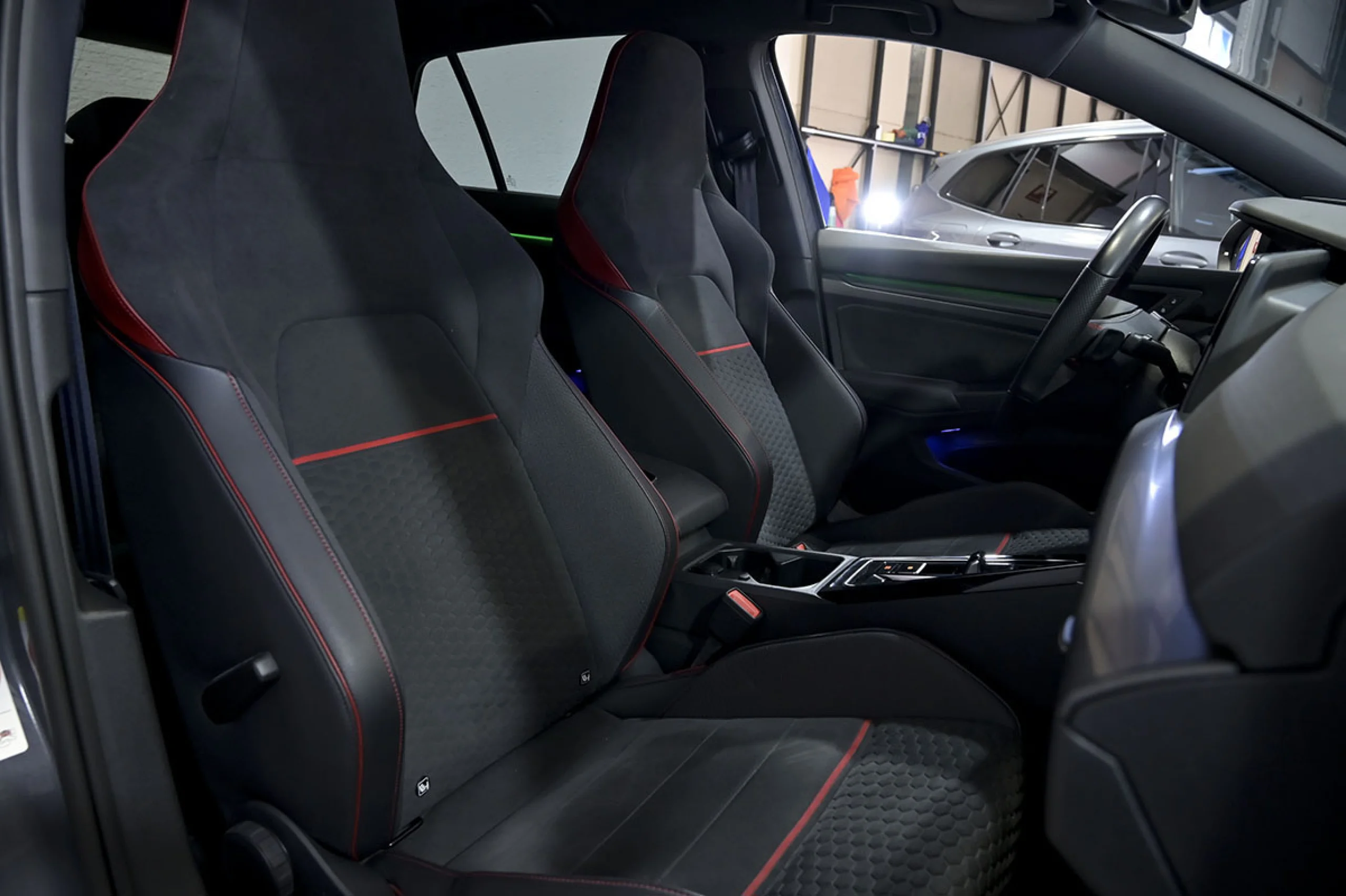 Volkswagen Golf GTI Clubsport 2.0 TSI 221kW 300CV DSG - Foto 31
