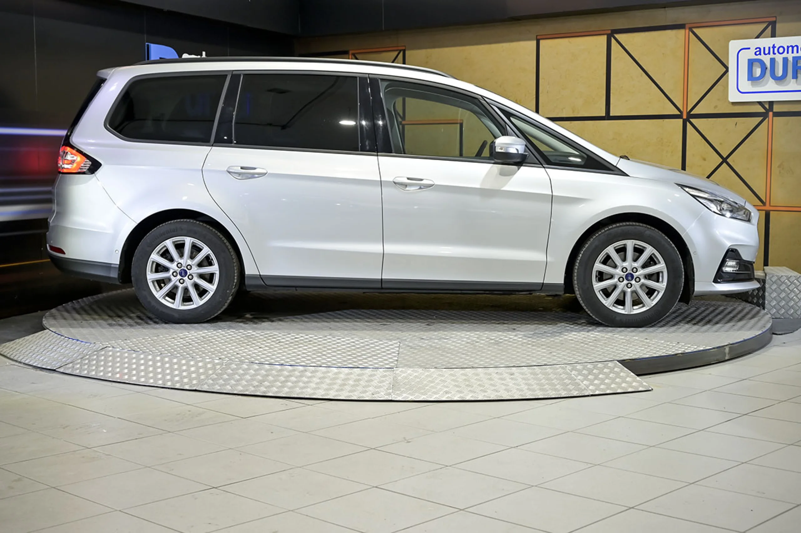 Ford Galaxy 2.0 TDCI 110kW 150CV Titanium Auto - Foto 20