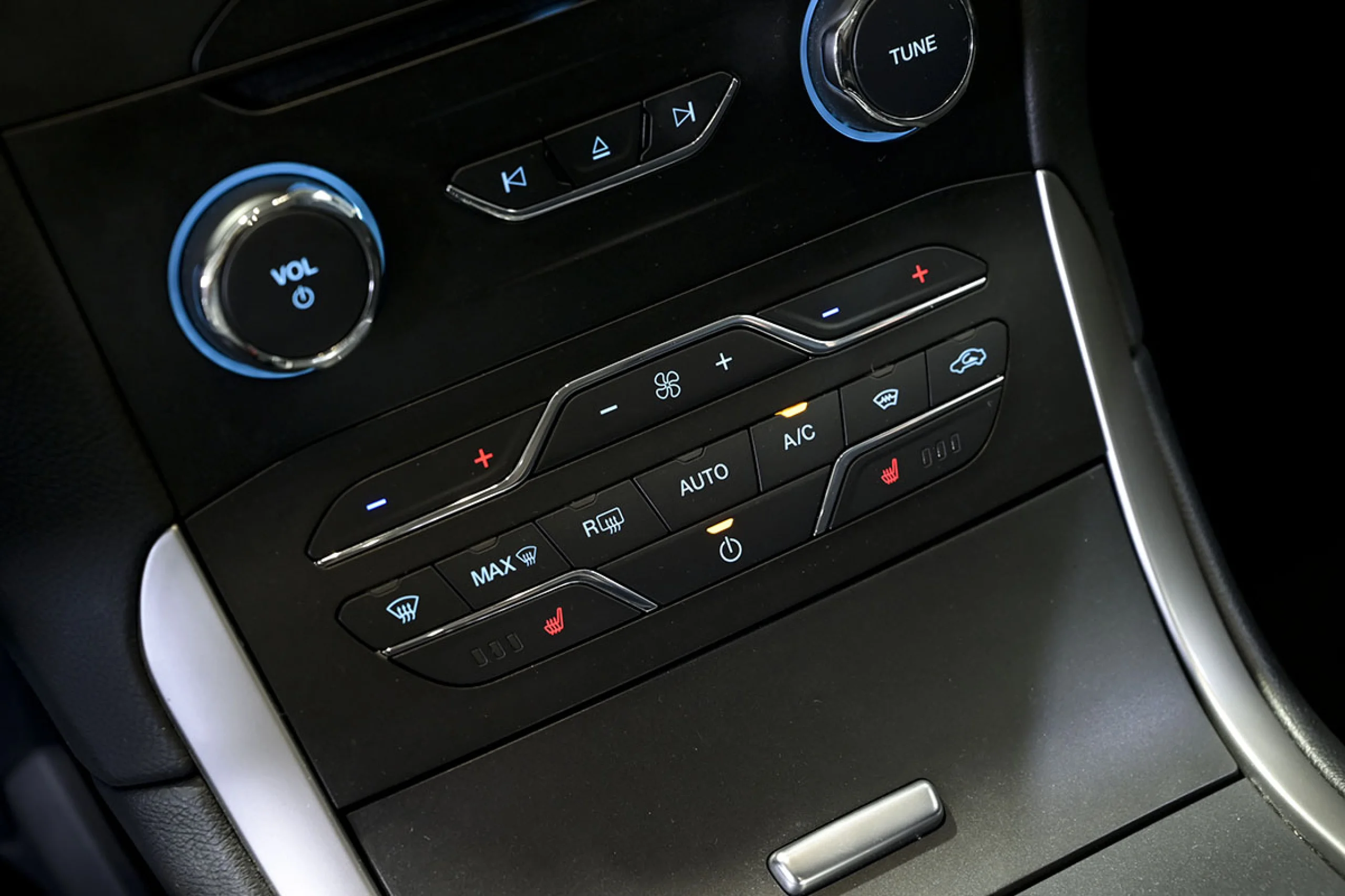 Ford Galaxy 2.0 TDCI 110kW 150CV Titanium Auto - Foto 34