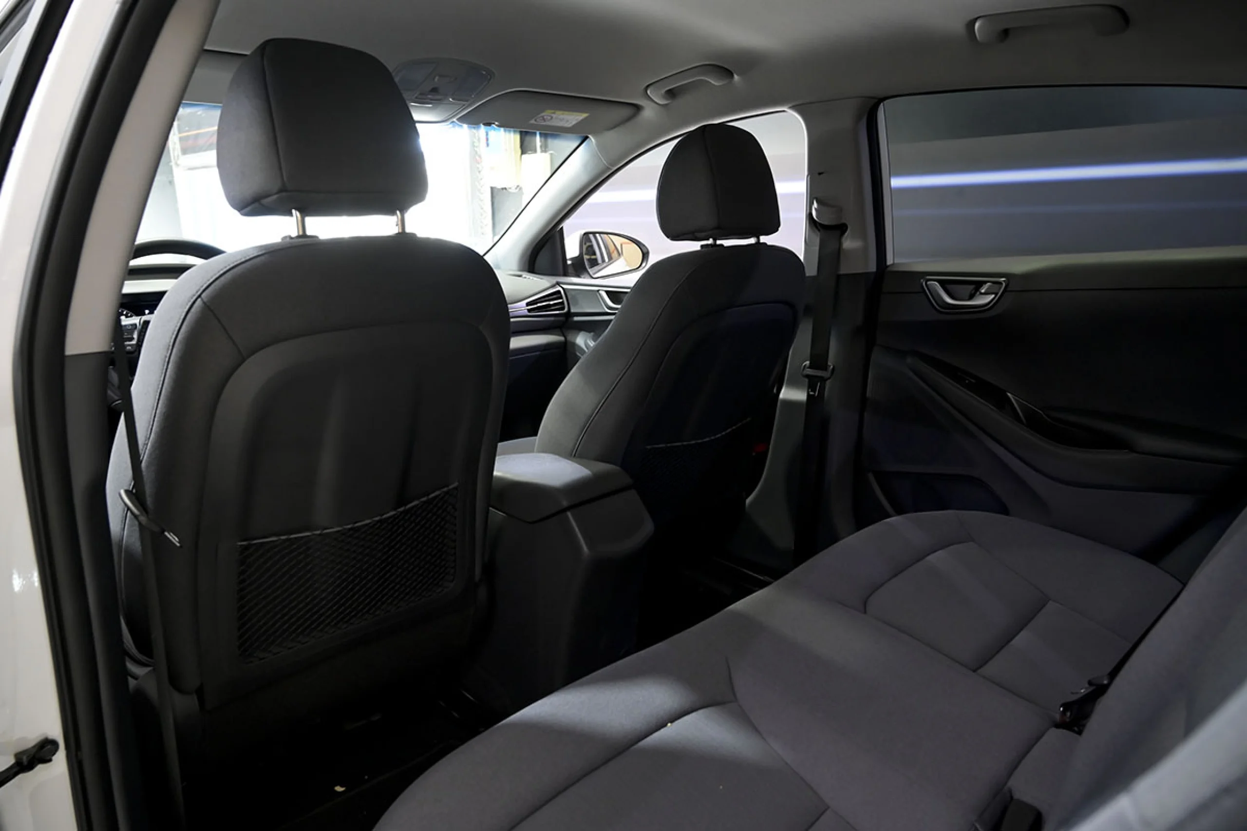 Hyundai Ioniq 1.6 GDI PHEV Klass DCT - Foto 15