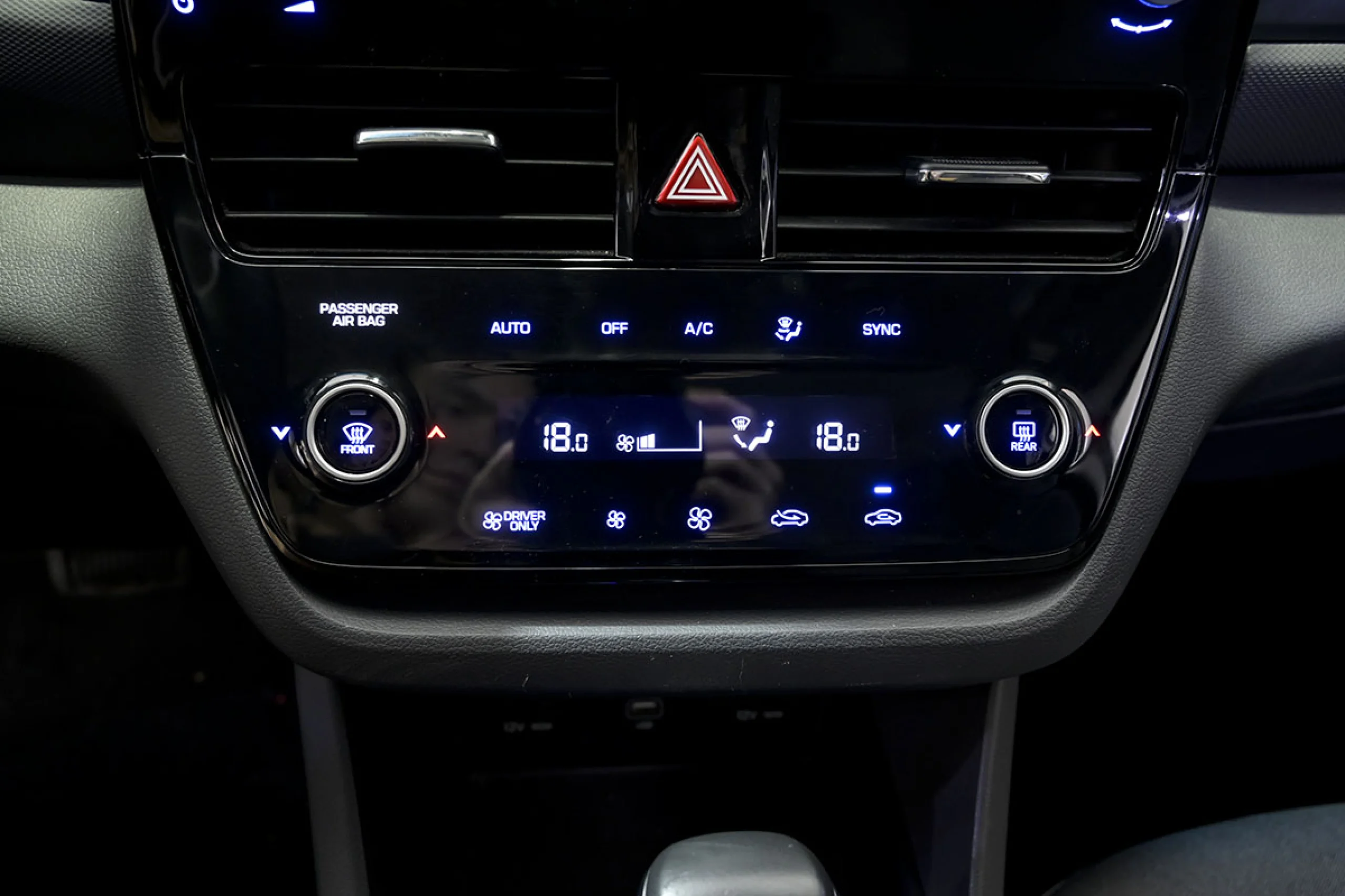 Hyundai Ioniq 1.6 GDI PHEV Klass DCT - Foto 30