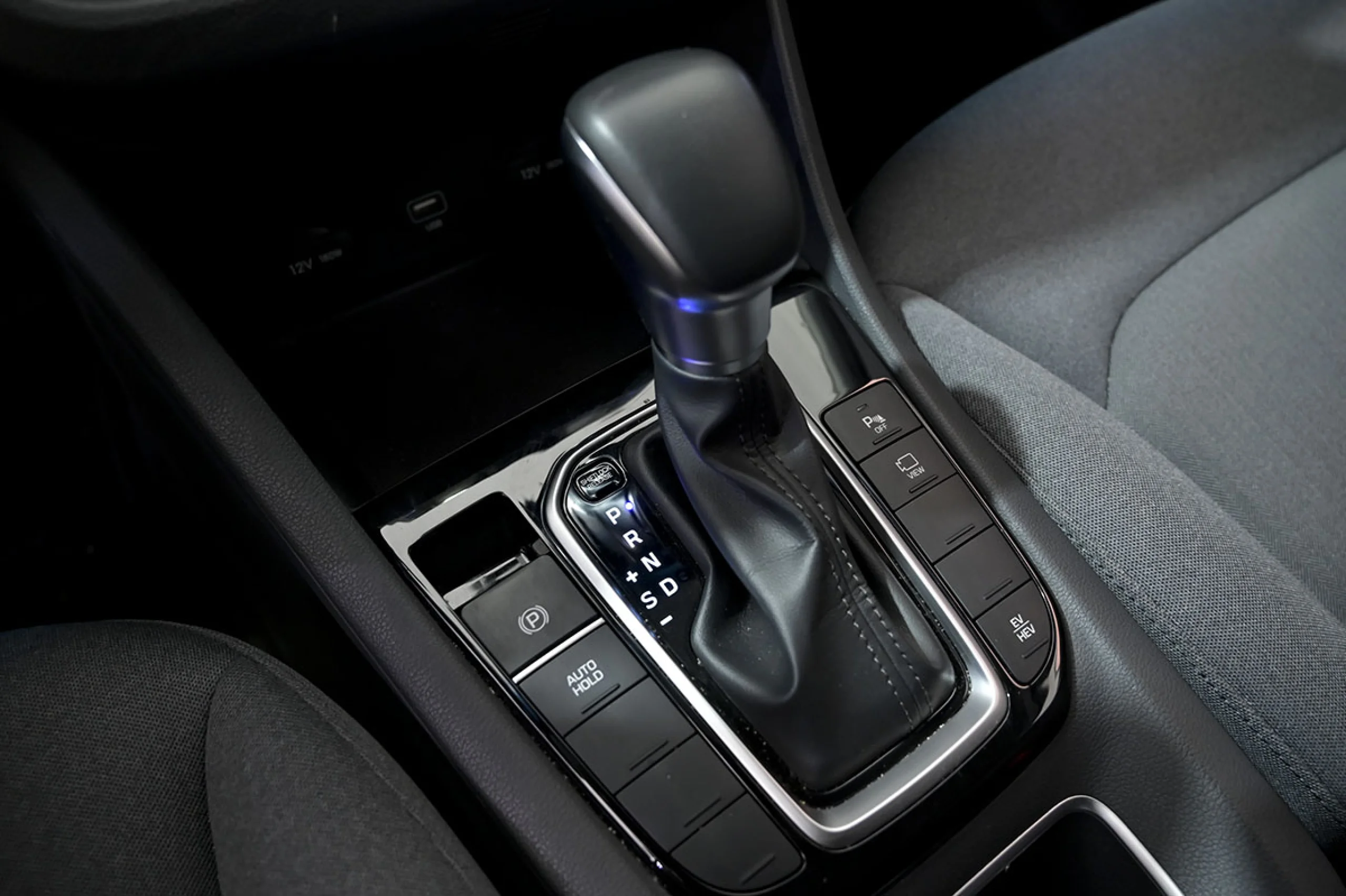 Hyundai Ioniq 1.6 GDI PHEV Klass DCT - Foto 32