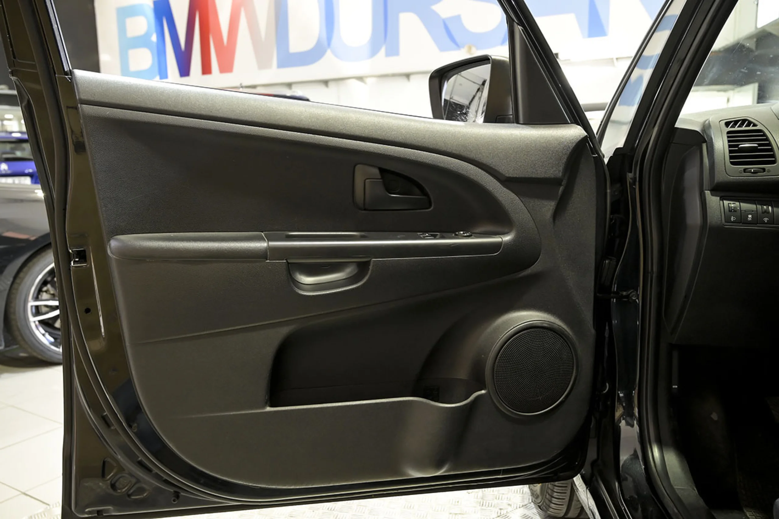 Kia Venga 1.4 CVVT Basic - Foto 25