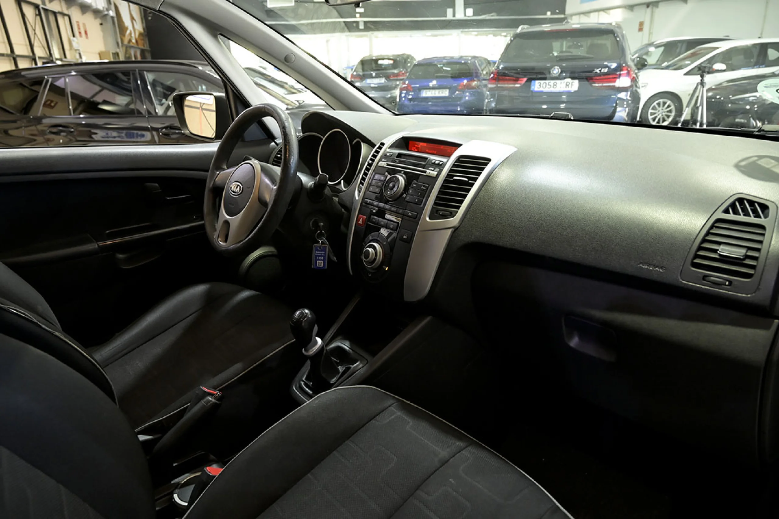 Kia Venga 1.4 CVVT Basic - Foto 29