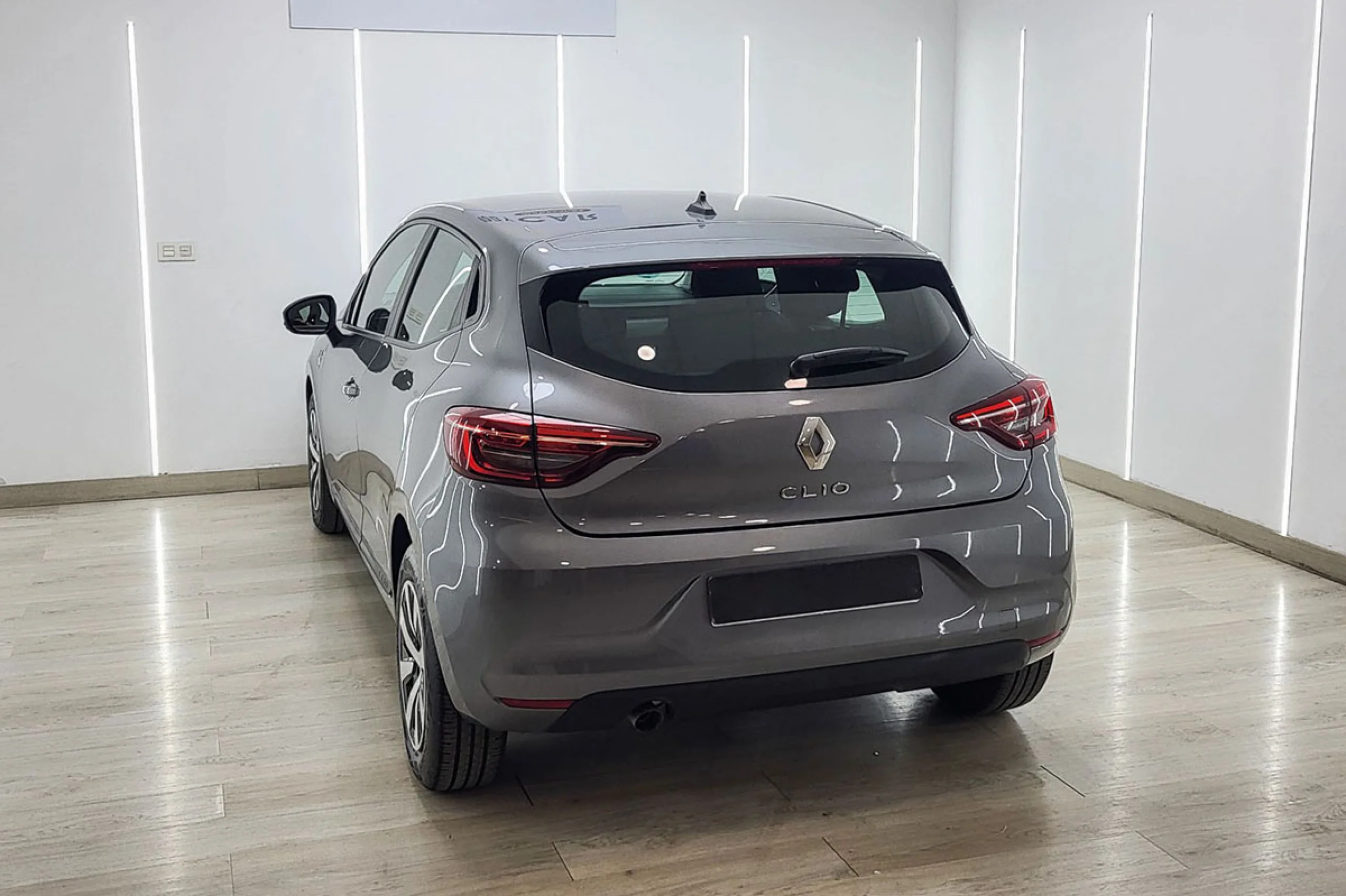 Renault Clio Equilibre TCe 67 kW 91CV - Foto 4