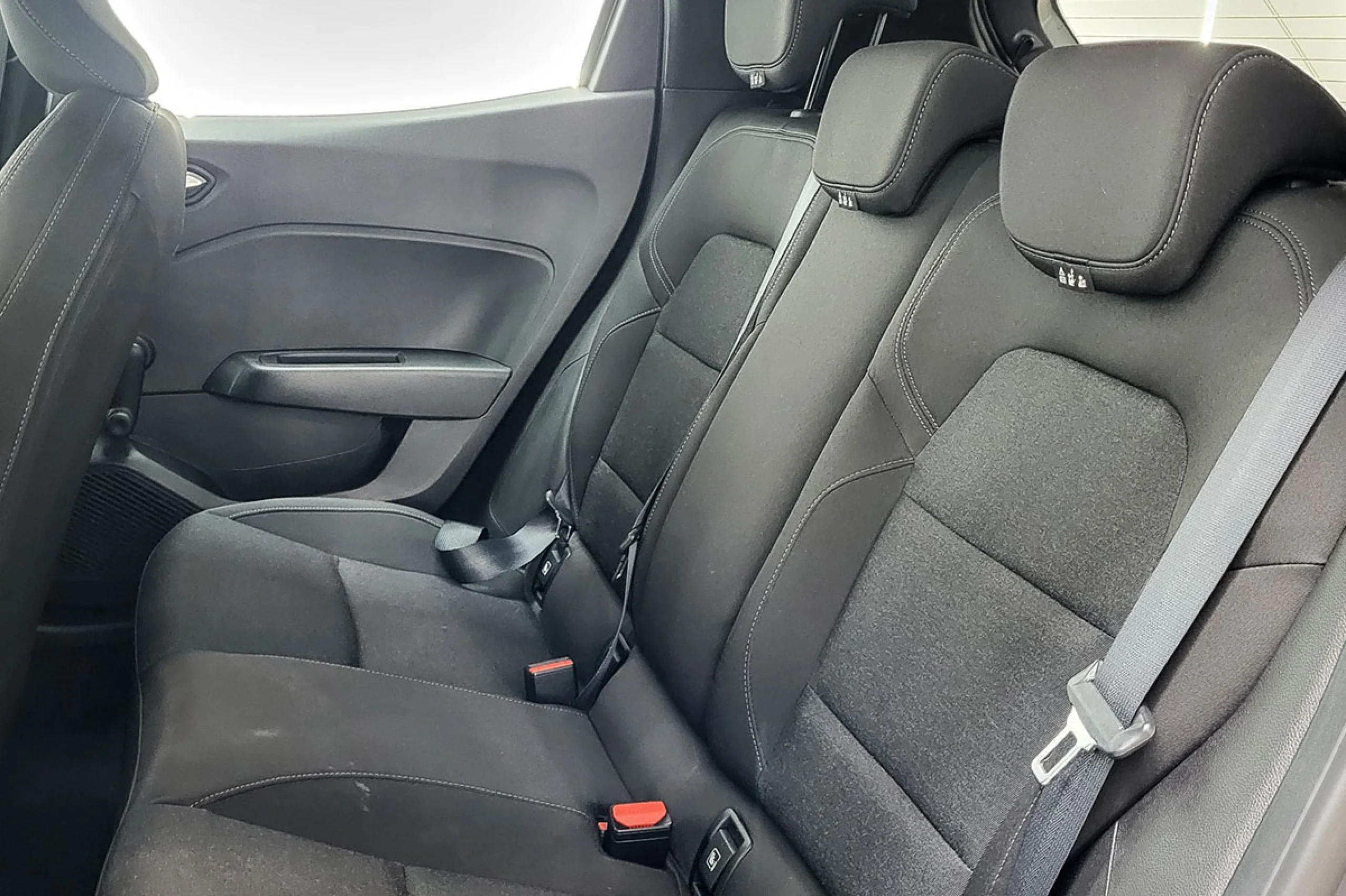 Renault Clio Equilibre TCe 67 kW 91CV - Foto 13