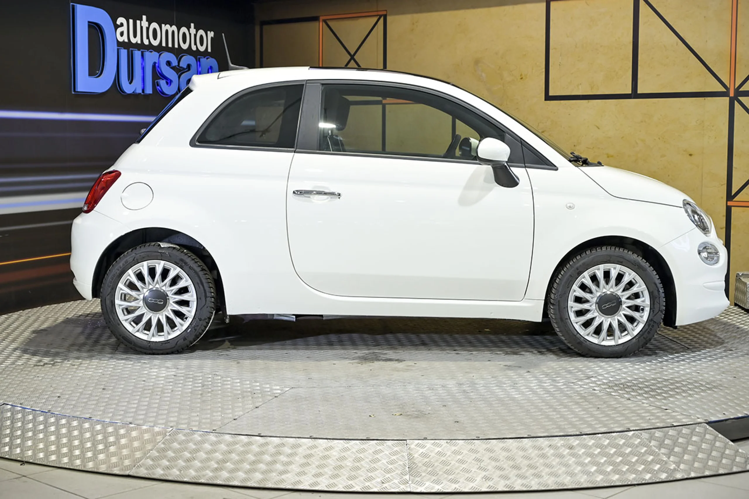 Fiat 500 Lounge 1.0 6v GSE 52KW 70 CV - Foto 17