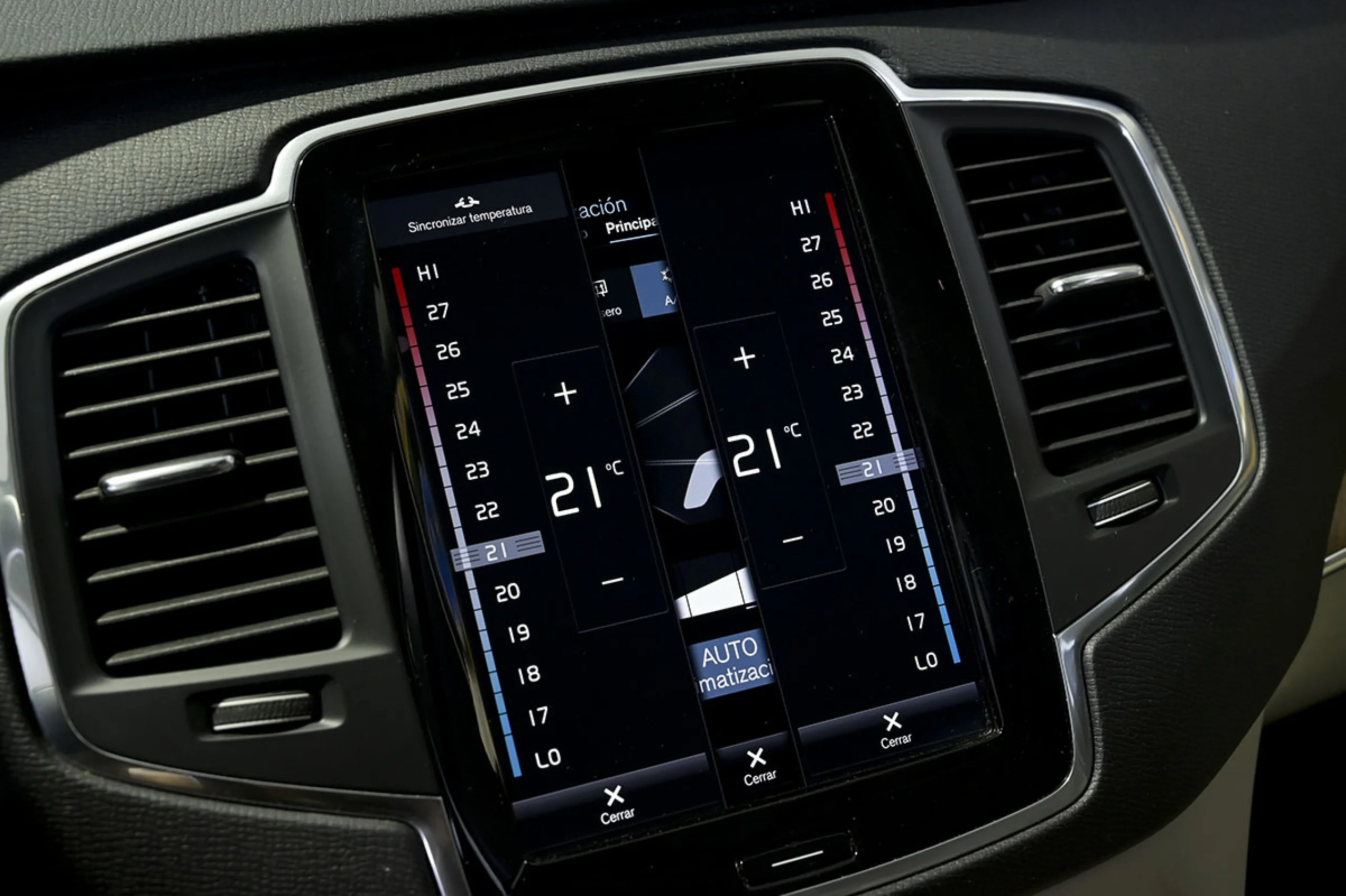 Volvo XC 90 XC90 2.0 B5 D AWD Momentum Pro Auto - Foto 33