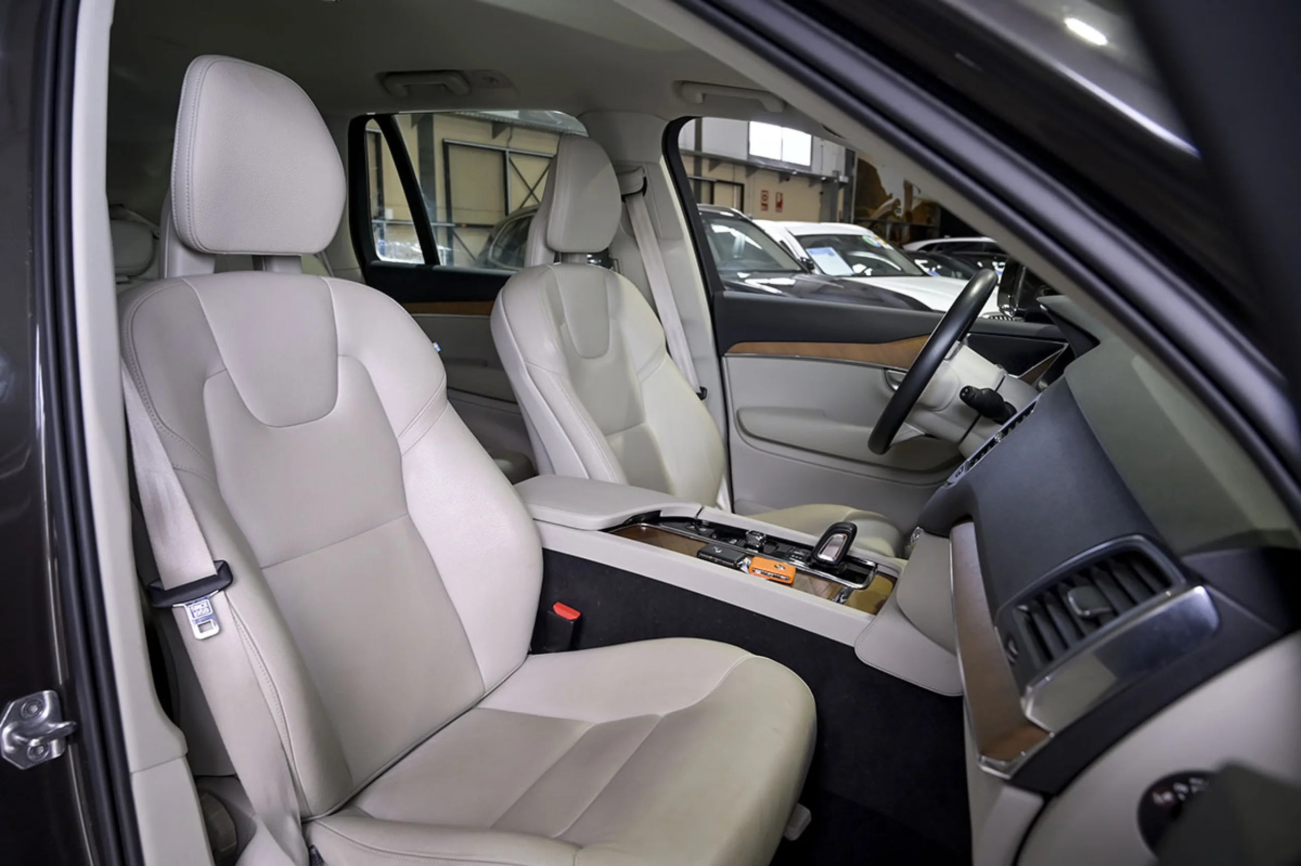 Volvo XC 90 XC90 2.0 B5 D AWD Momentum Pro Auto - Foto 37