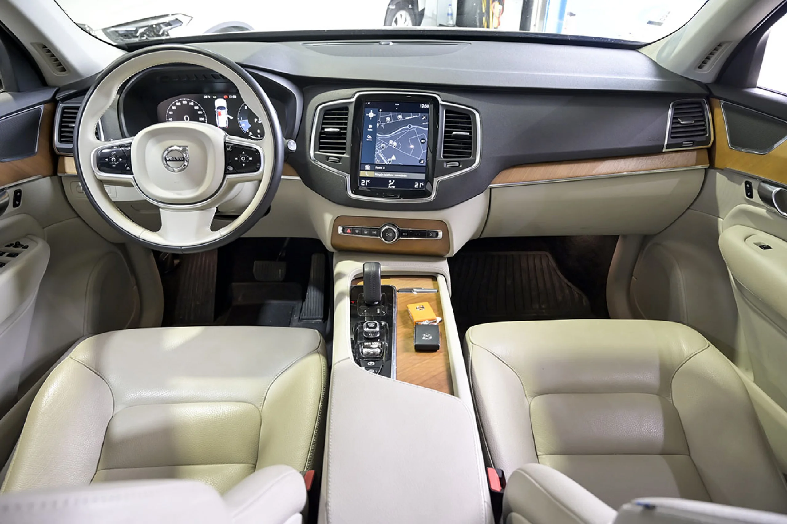 Volvo XC 90 XC90 2.0 B5 D AWD Momentum Pro Auto - Foto 8