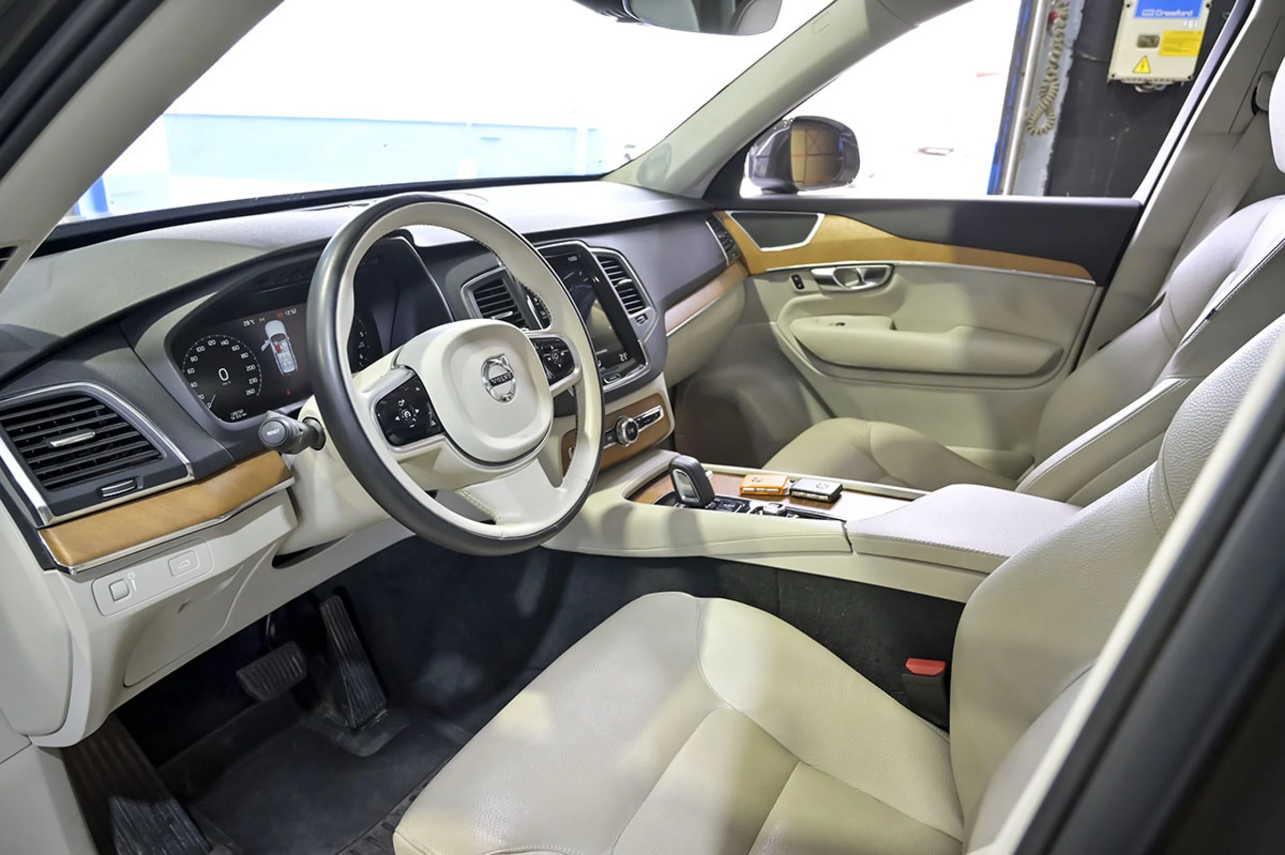 Volvo XC 90 XC90 2.0 B5 D AWD Momentum Pro Auto - Foto 40