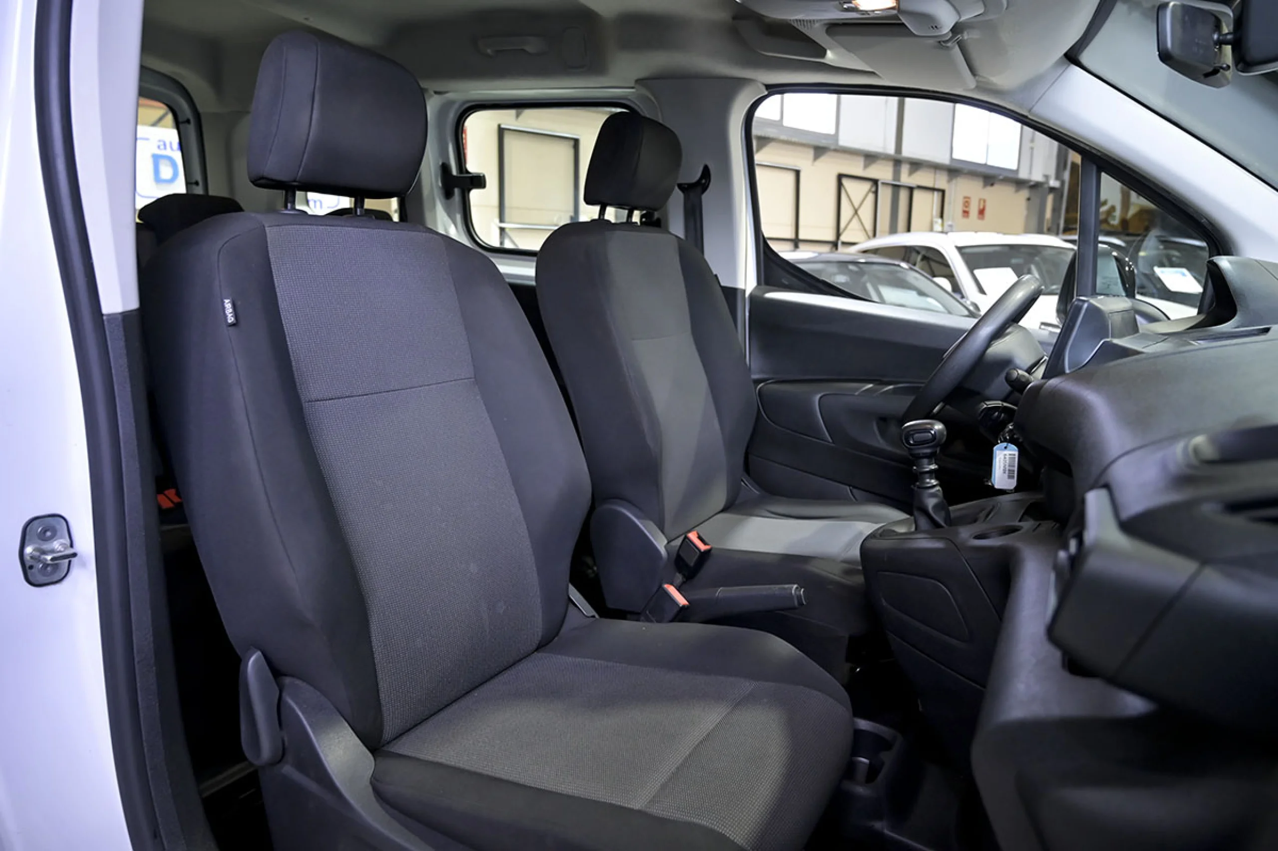 Peugeot Rifter Active Standard BlueHDi 73kW - Foto 26