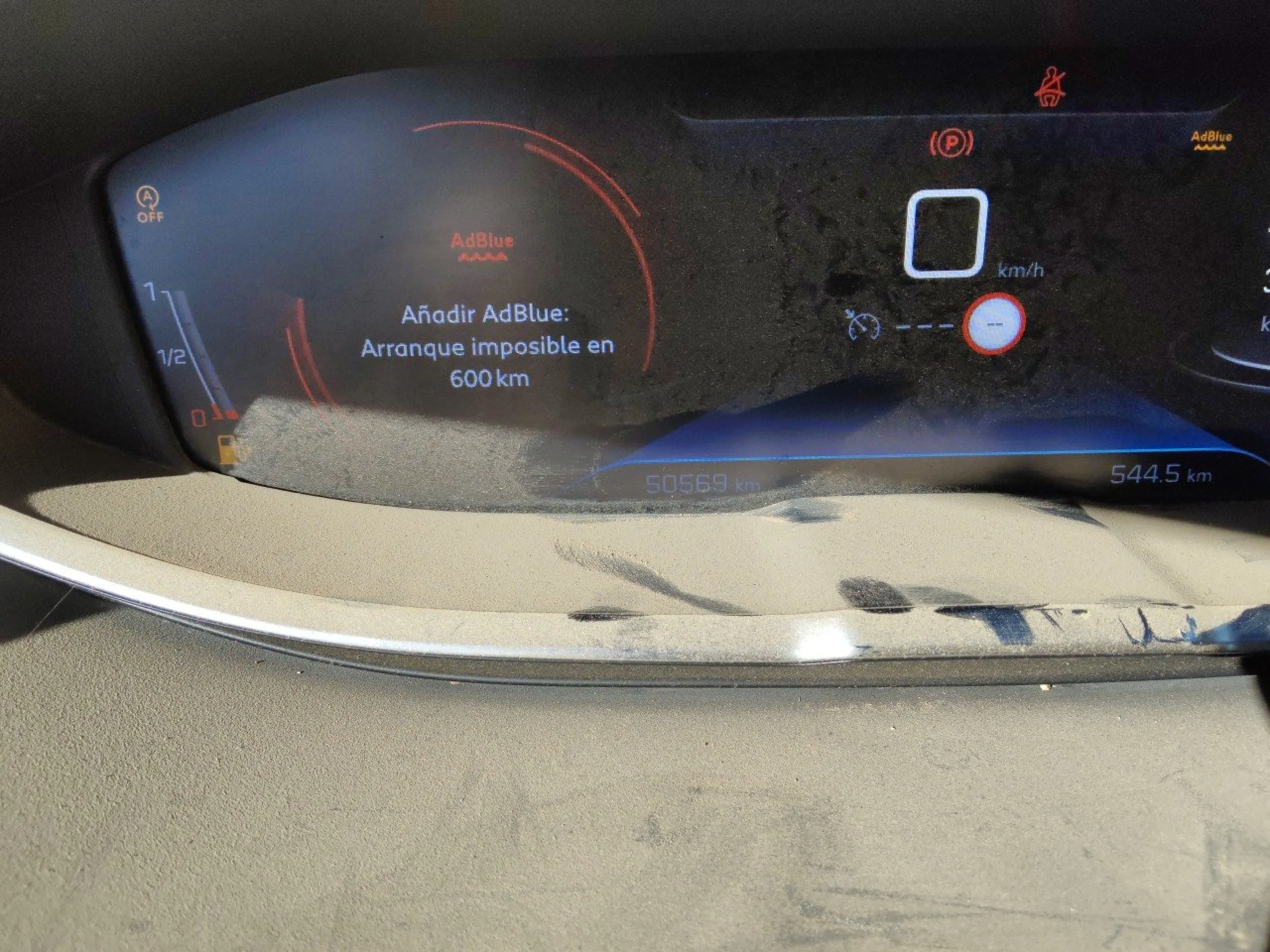 Peugeot 3008 1.5 BlueHDi 96kW (130CV) S&amp;S Style - Foto 8