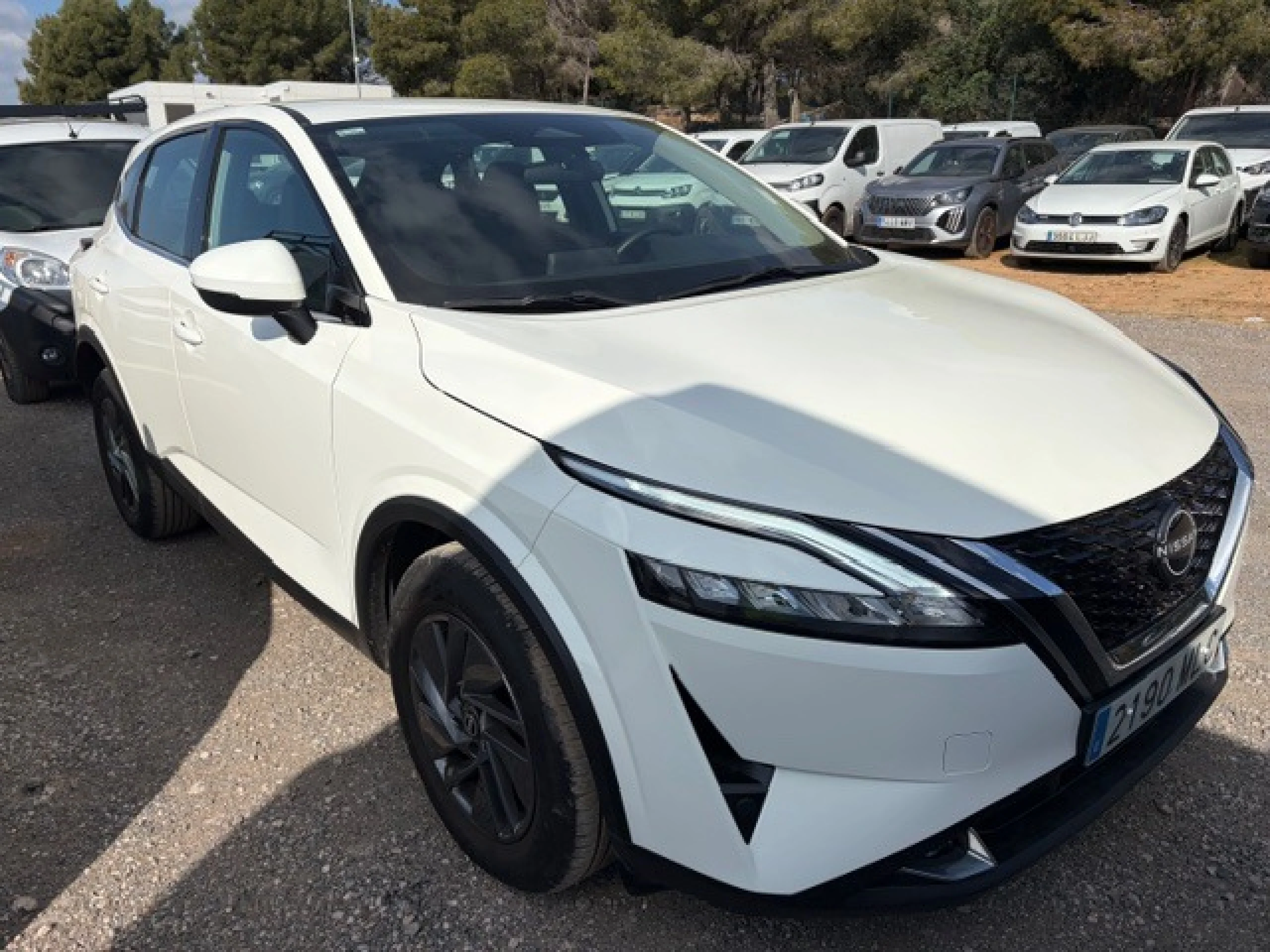 Nissan Qashqai DIG-T 103kW (140CV) mHEV 4x2 Acenta - Foto 3