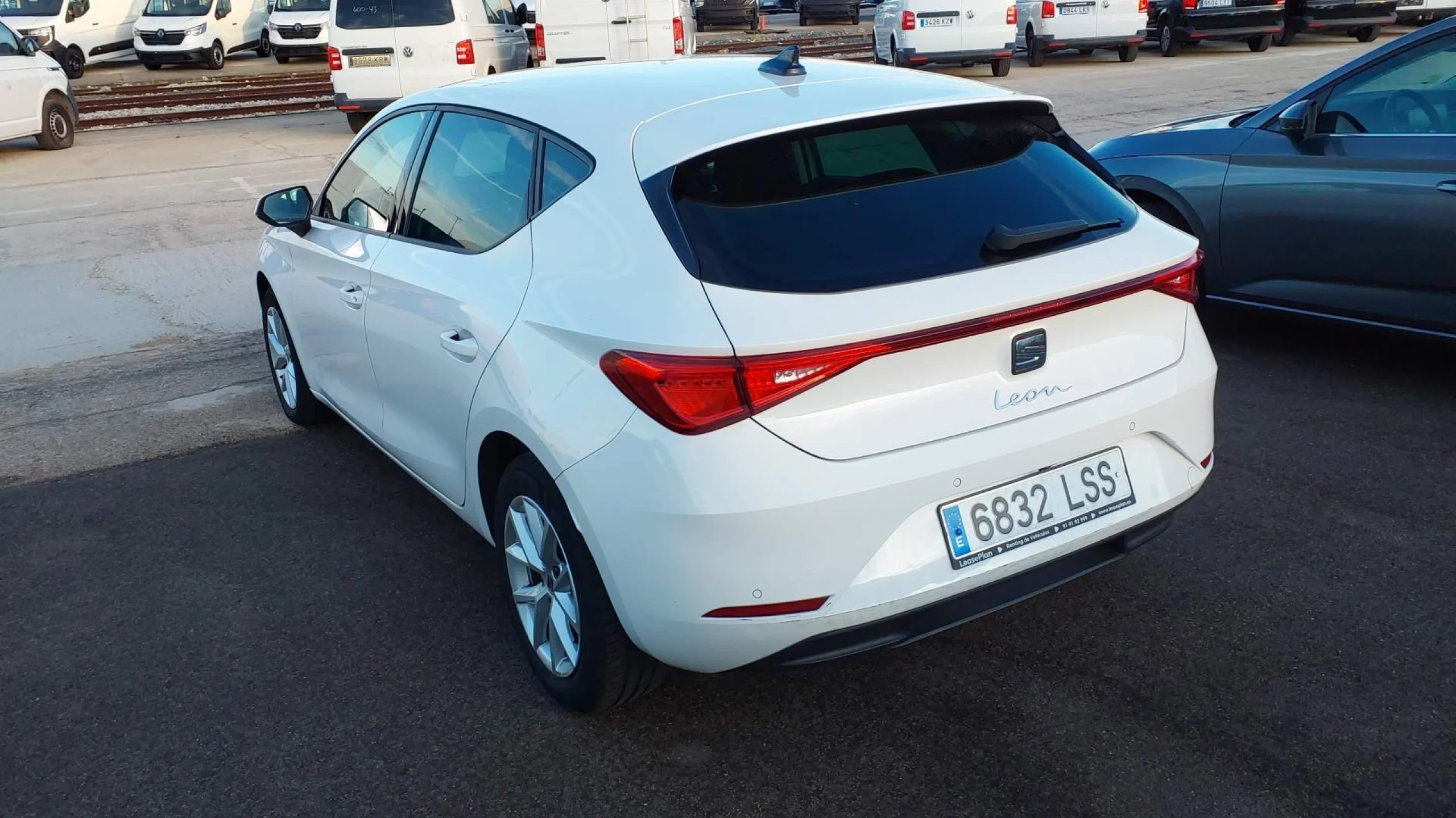 Seat Leon 2.0 TDI 85kW S&amp;S Style Go - Foto 2