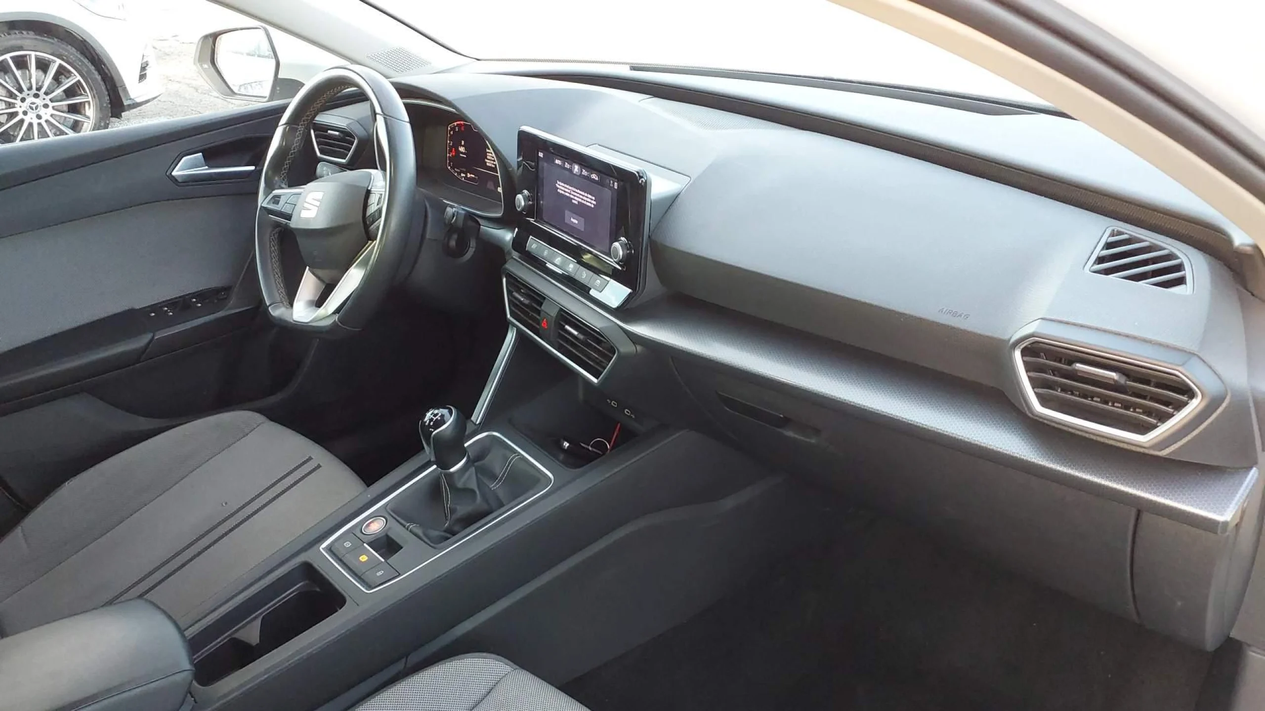 Seat Leon 2.0 TDI 85kW S&amp;S Style Go - Foto 5