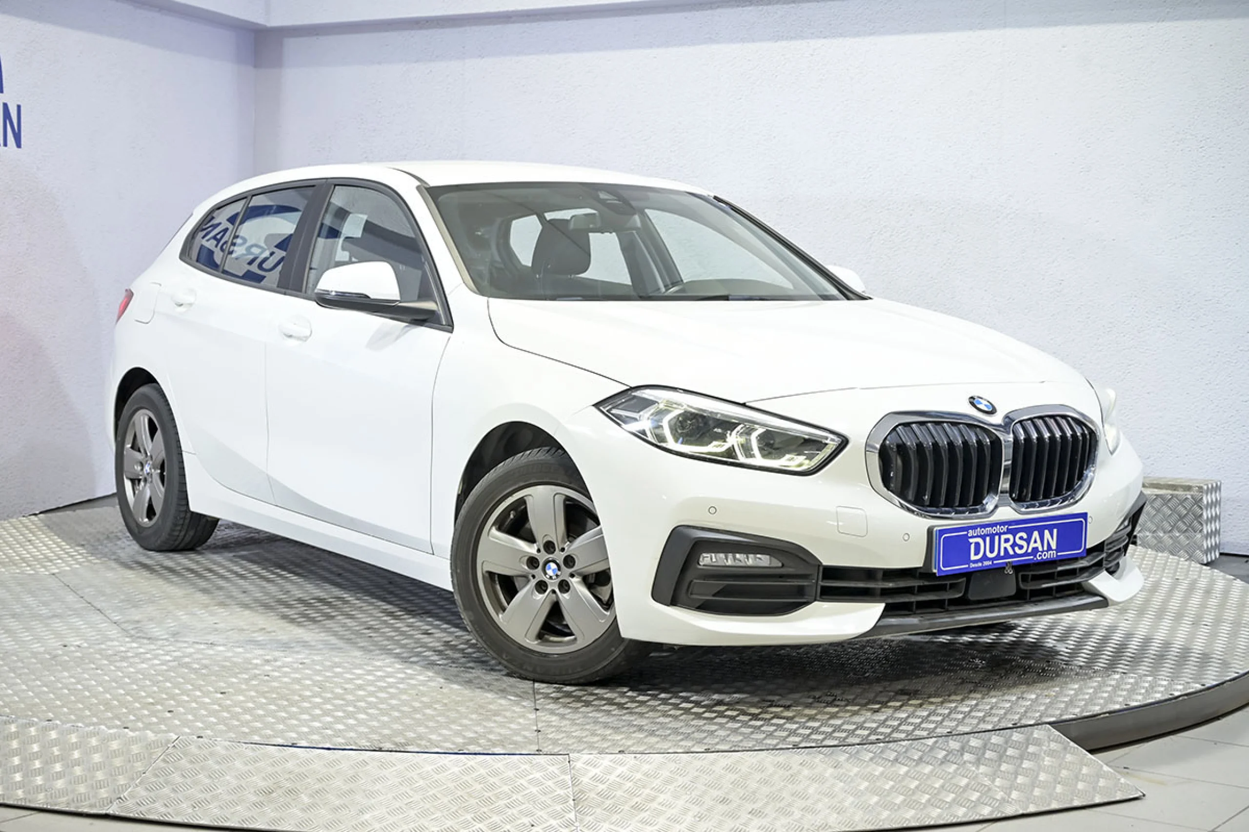 BMW 118 Serie 1 118d Business Auto. - Foto 3