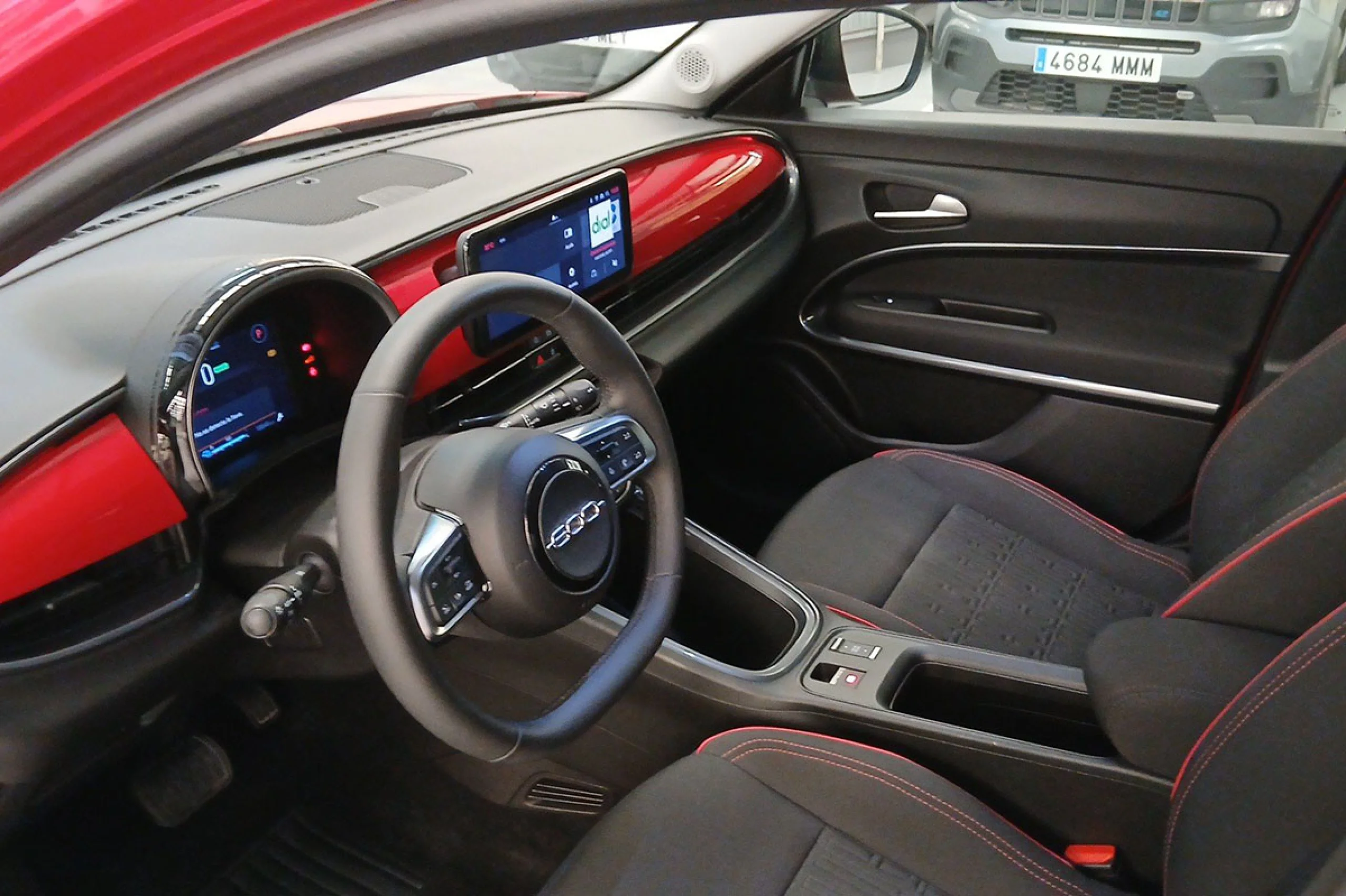 Fiat 600 600e RED 54kwh 115kw 156cv - Foto 6
