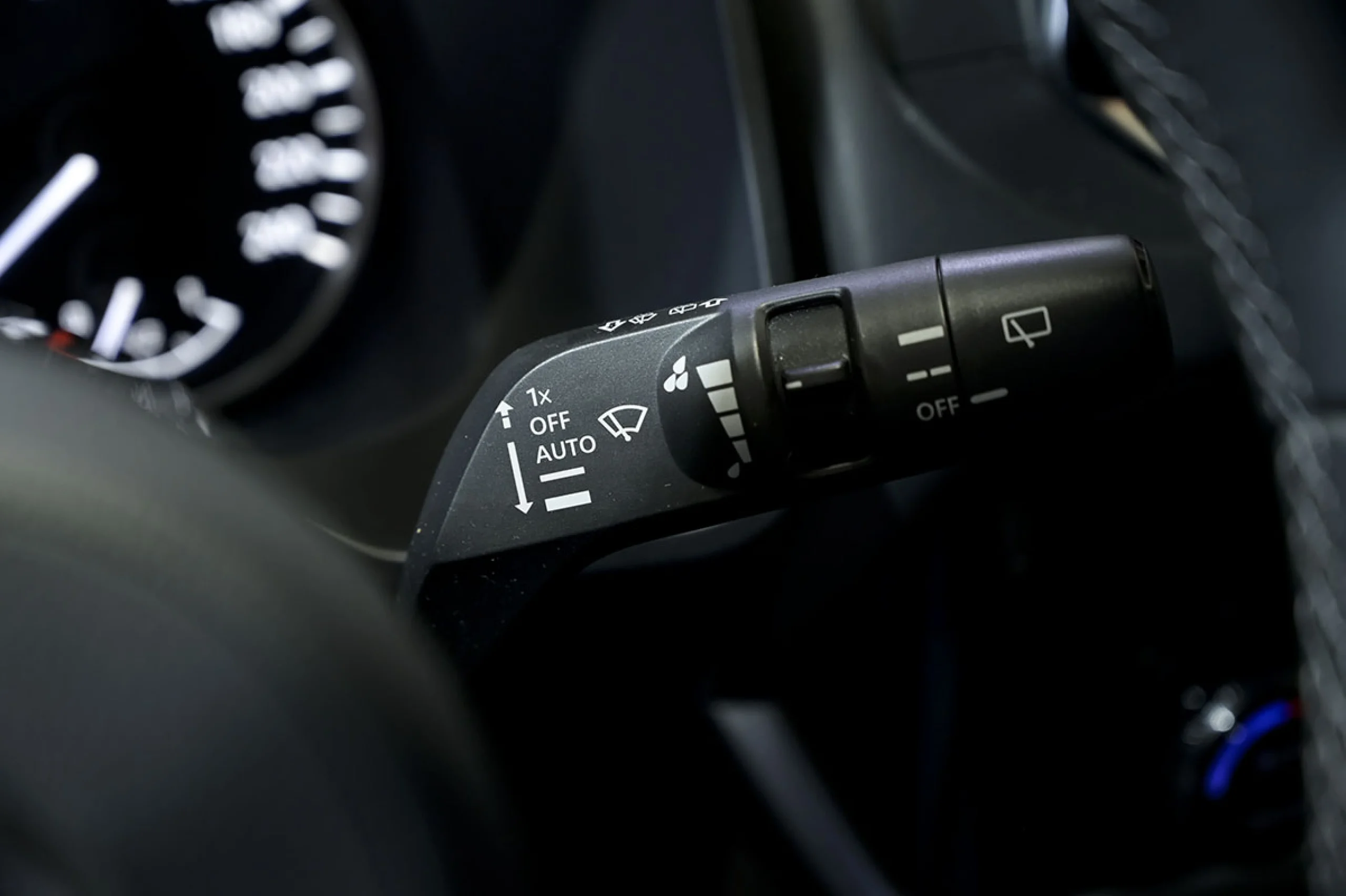 Nissan Qashqai DIGT 103kW 140CV mHEV 4x2 Acenta - Foto 30