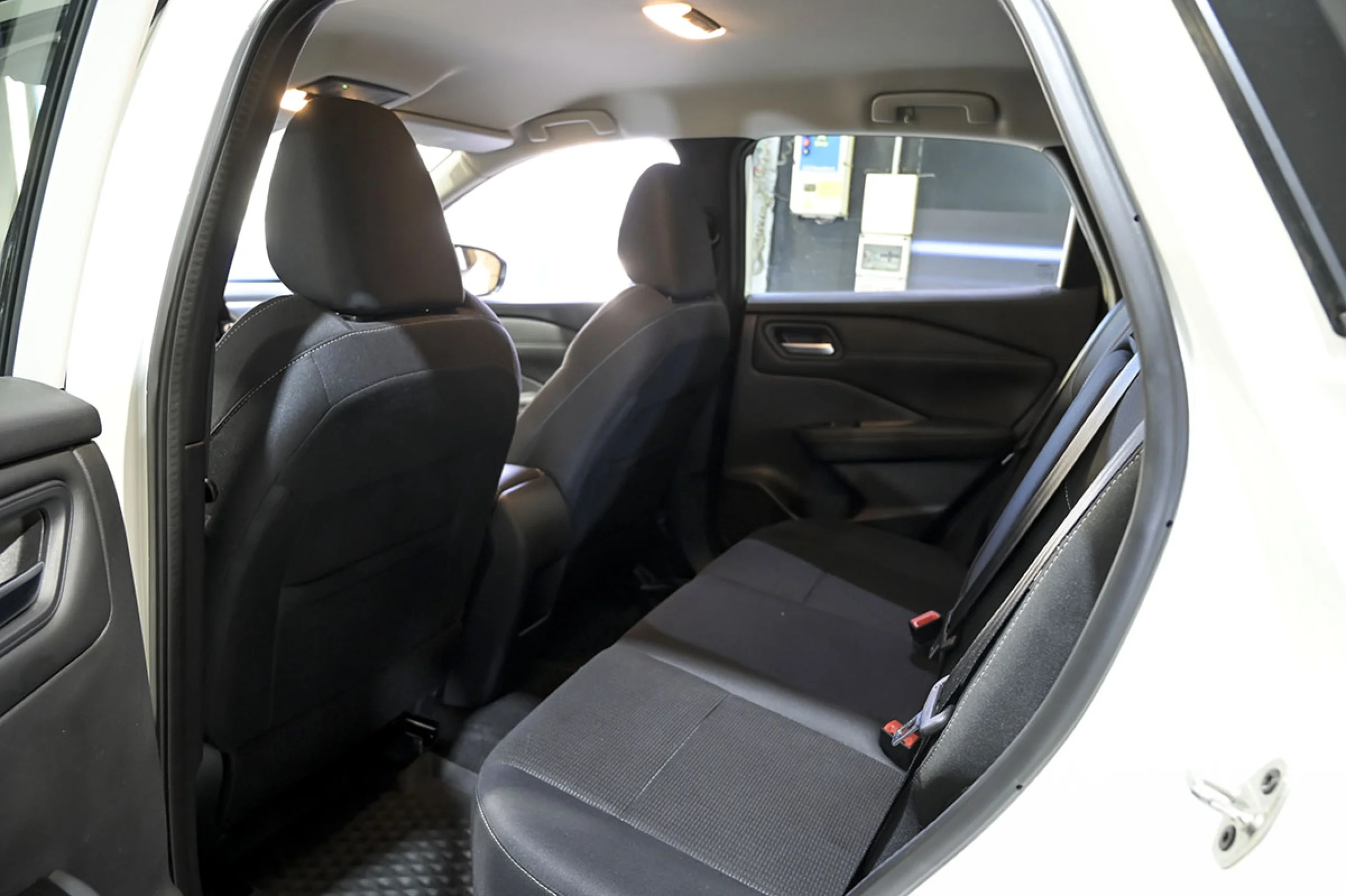 Nissan Qashqai DIGT 103kW 140CV mHEV 4x2 Acenta - Foto 33