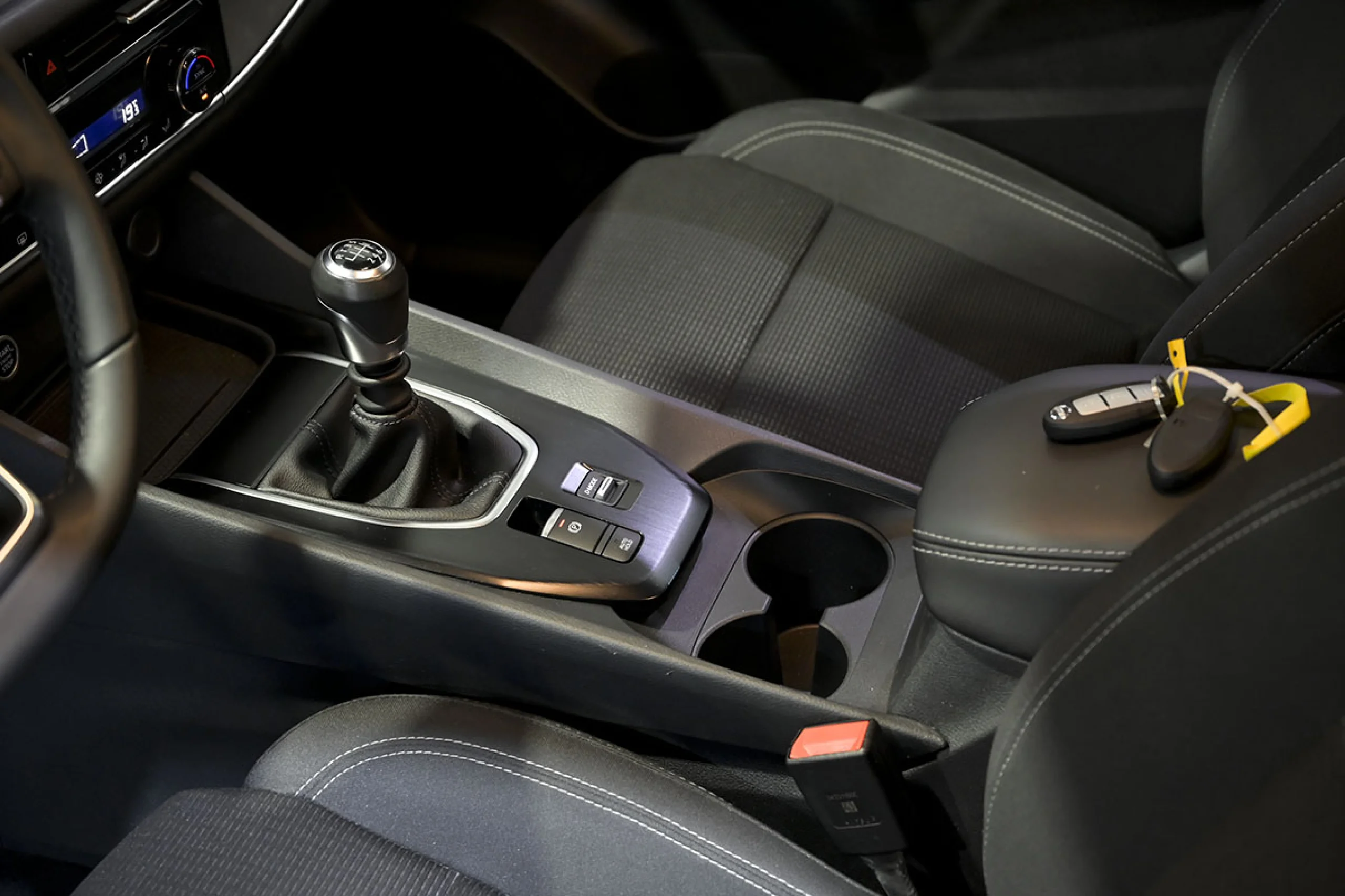 Nissan Qashqai DIGT 103kW 140CV mHEV 4x2 Acenta - Foto 28