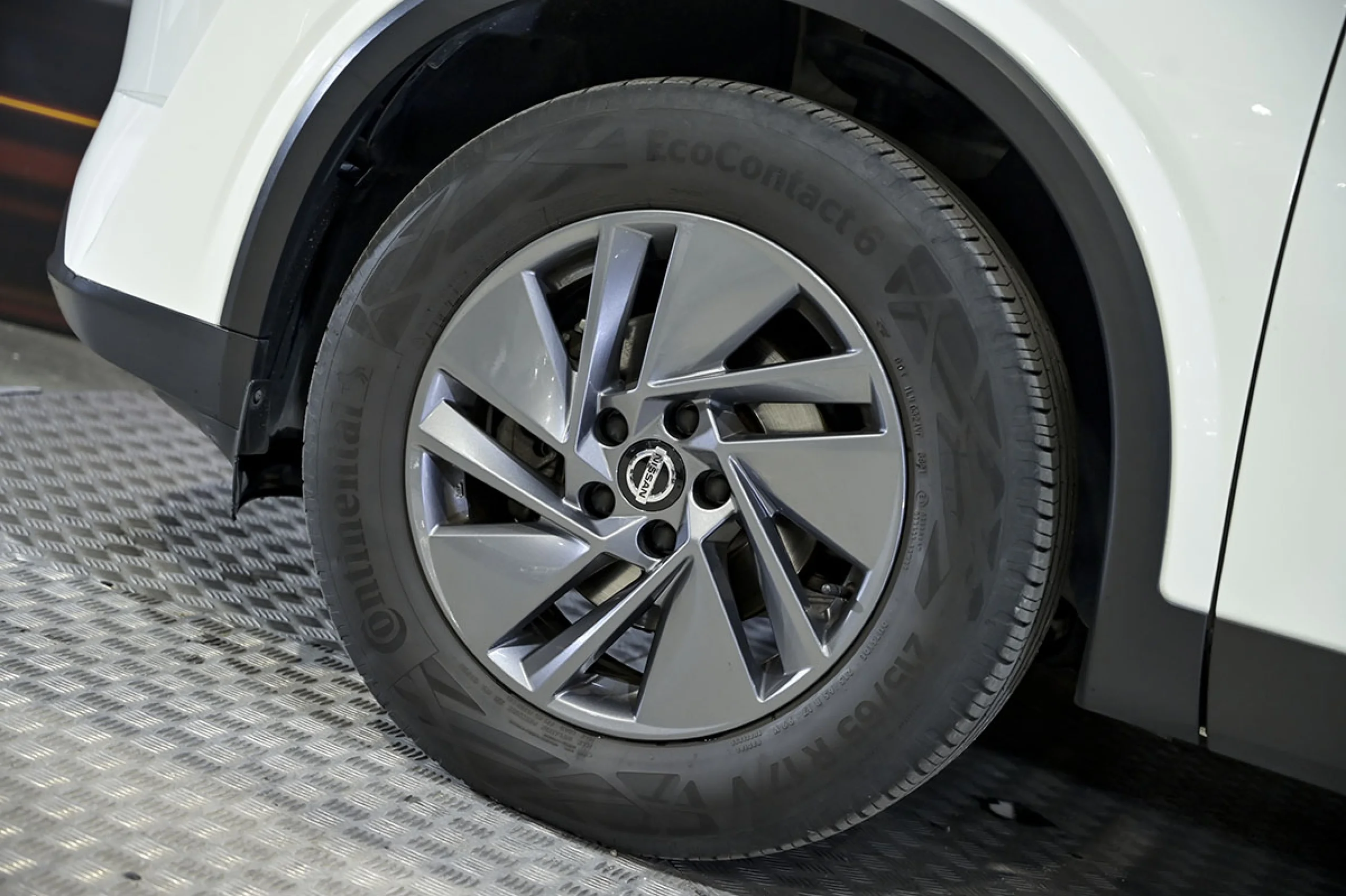 Nissan Qashqai DIGT 103kW 140CV mHEV 4x2 Acenta - Foto 18