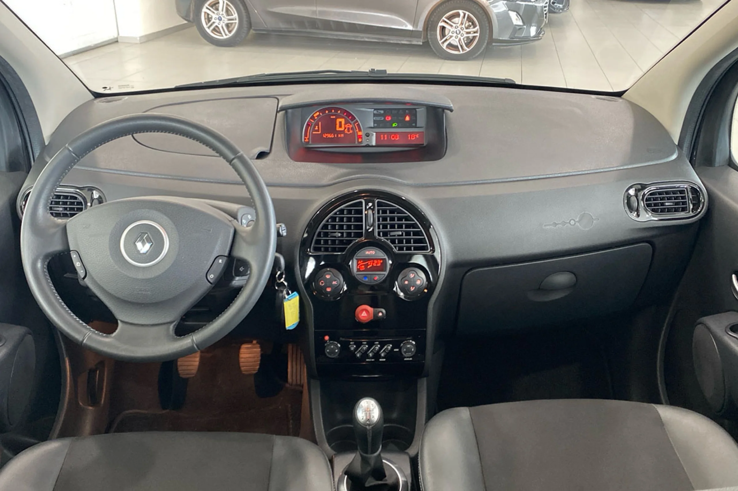 Renault Grand Modus Evolution dCi 90 eco2 - Foto 8