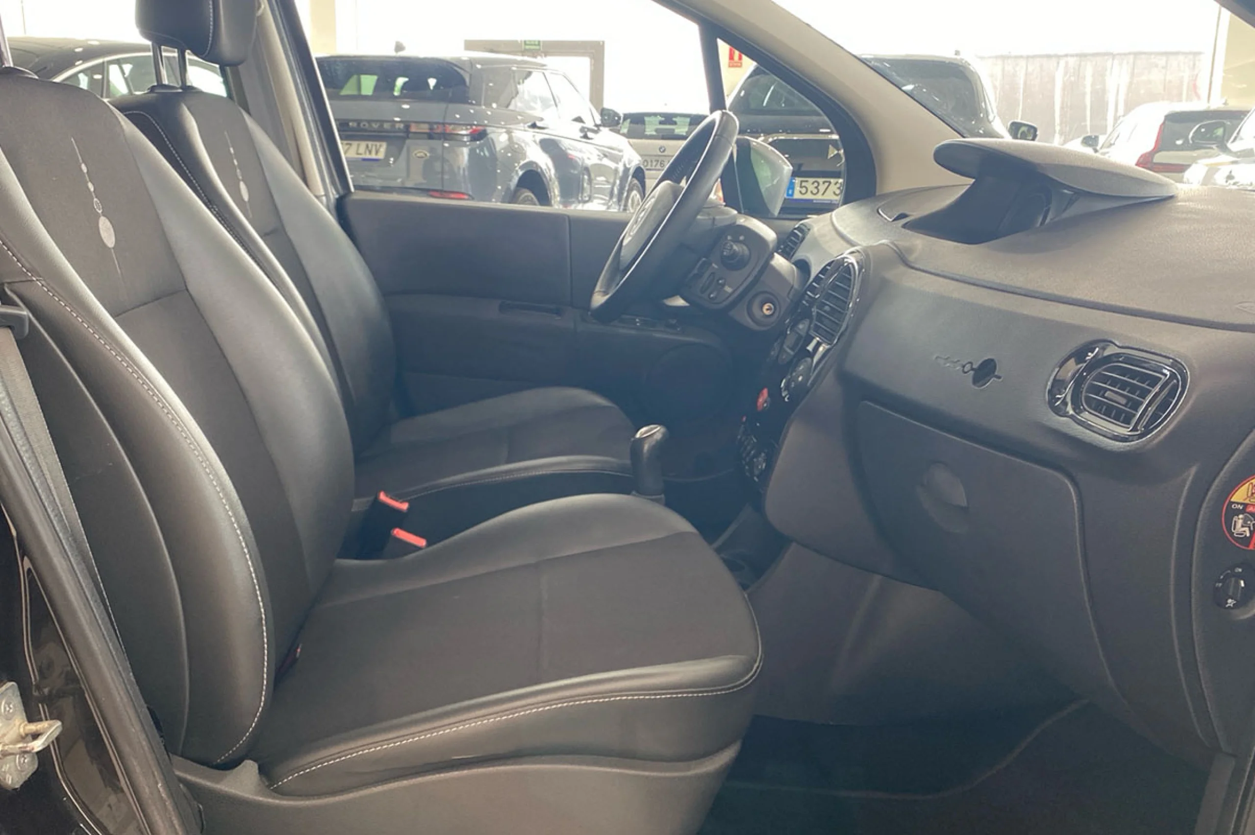 Renault Grand Modus Evolution dCi 90 eco2 - Foto 9