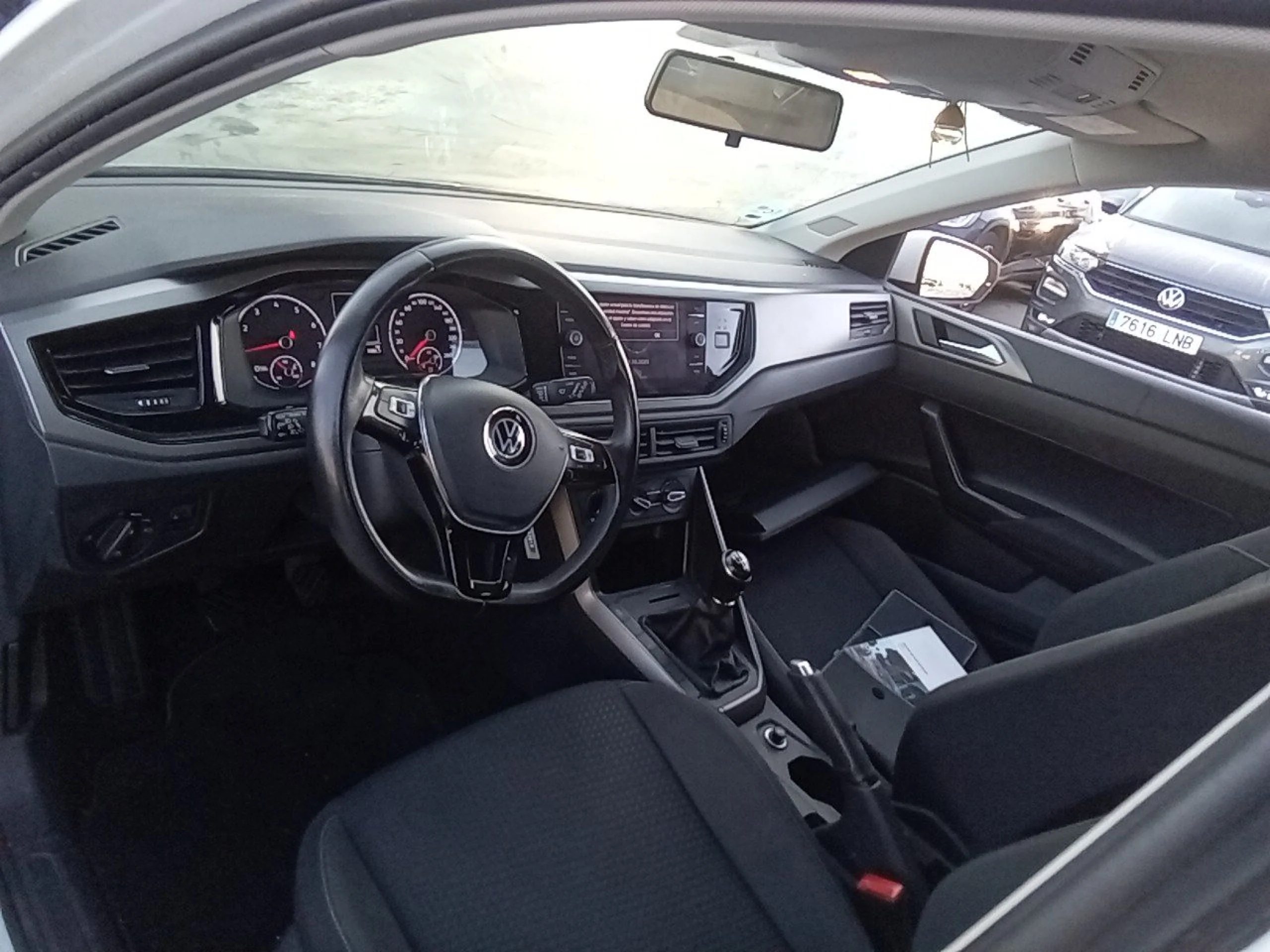 Volkswagen Polo Advance 1.0 TSI 70kW (95CV) - Foto 7