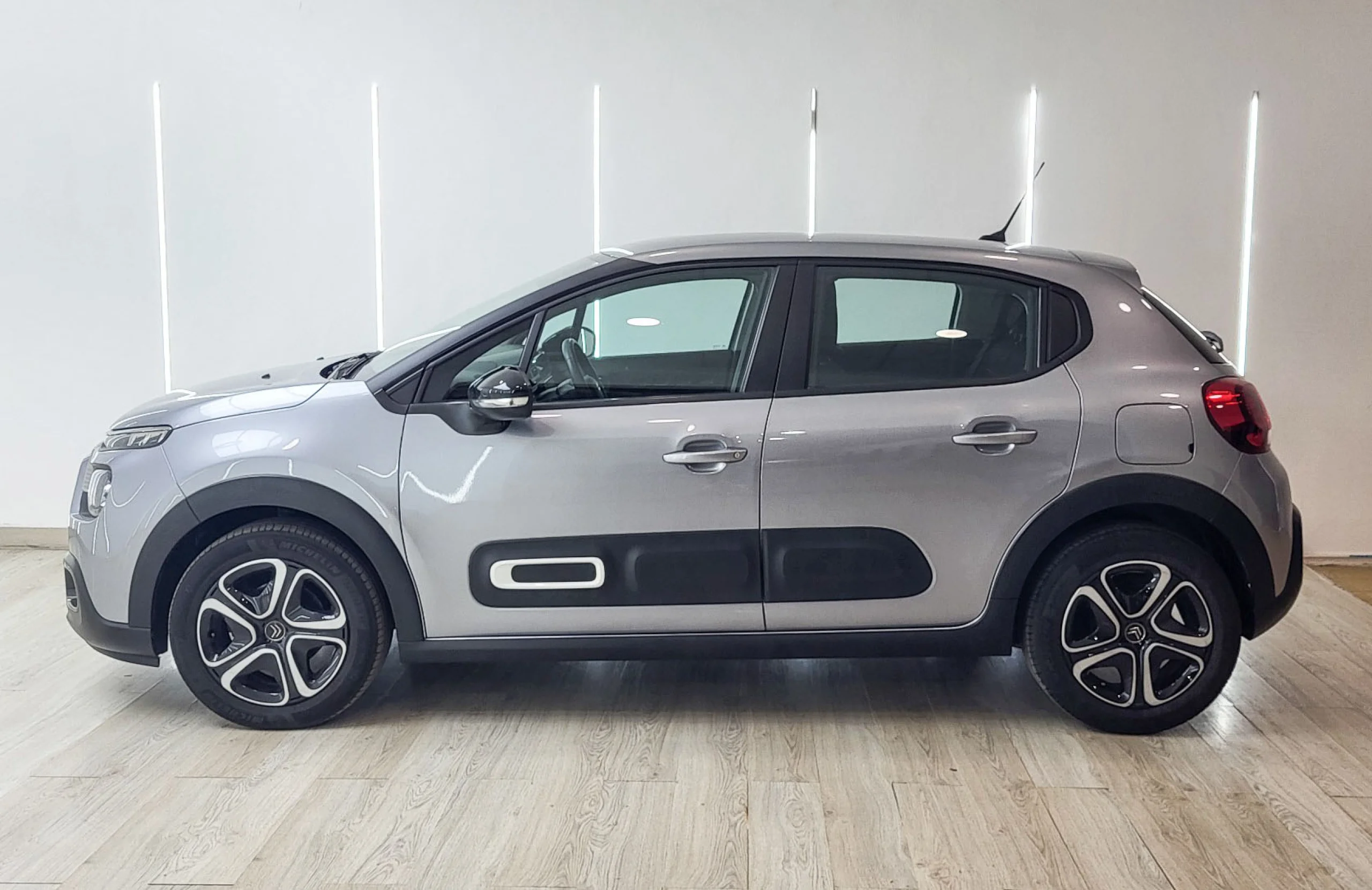 Citroen C3 Origin PureTech 60KW 83CV Plus - Foto 15