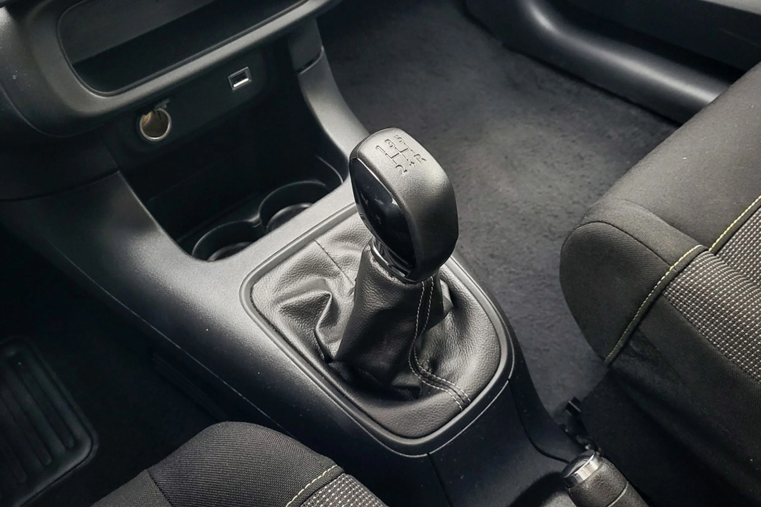 Citroen C3 Origin PureTech 60KW 83CV Plus - Foto 17