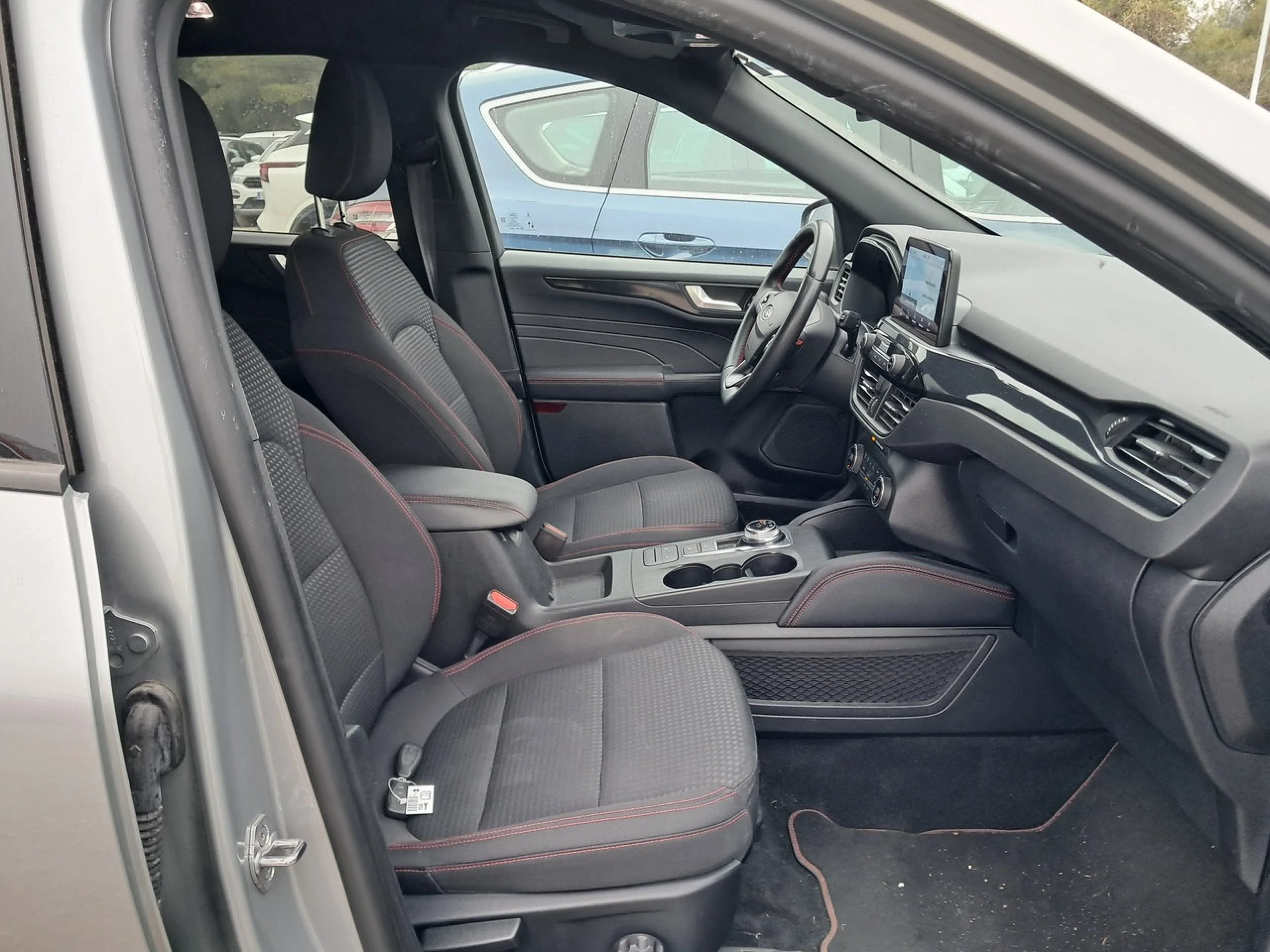 Ford Kuga ST-Line 2.5 Duratec FHEV 140kW Auto - Foto 8