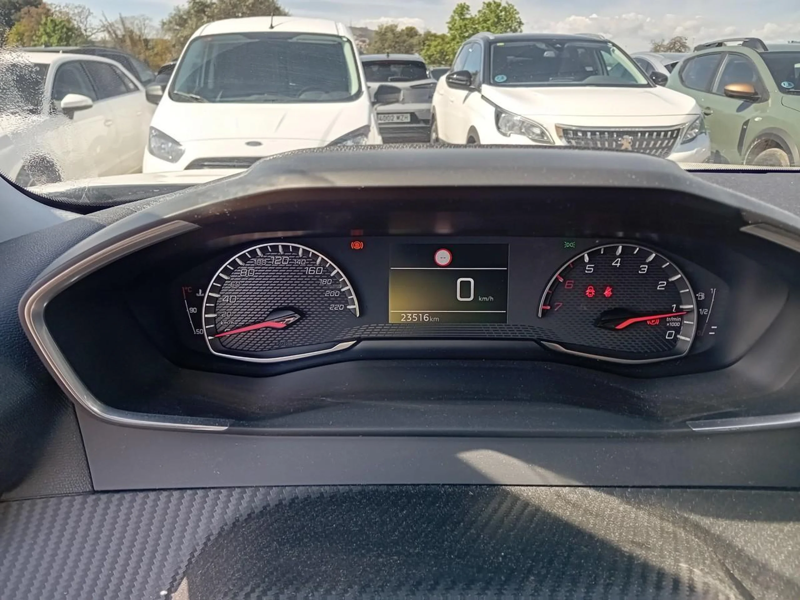 Peugeot 2008 Active Pack BlueHDI 81kW (110CV) - Foto 7