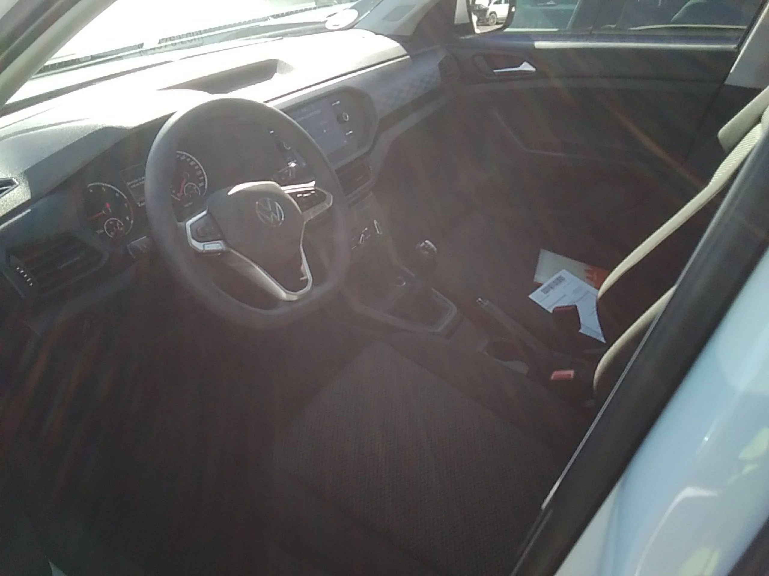 Volkswagen T-CROSS Edition 1.0 TSI 70kW (95CV) - Foto 7