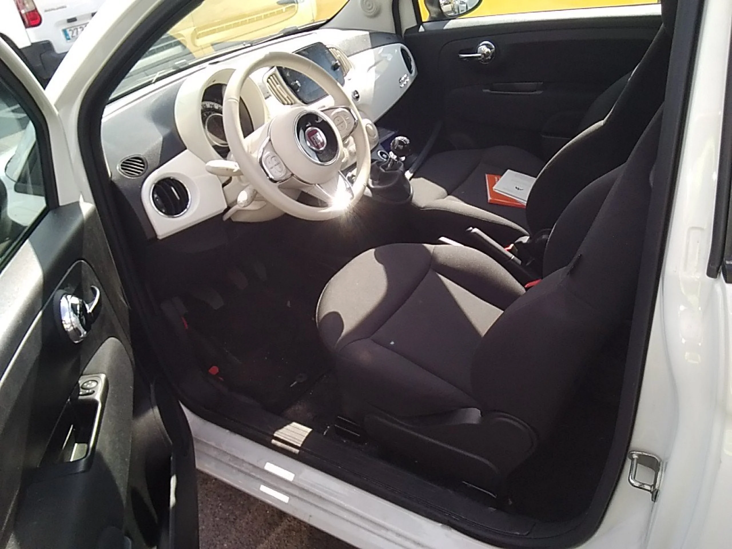 Fiat 500 Monotrim 1.0 Hybrid 51KW (70 CV) - Foto 7