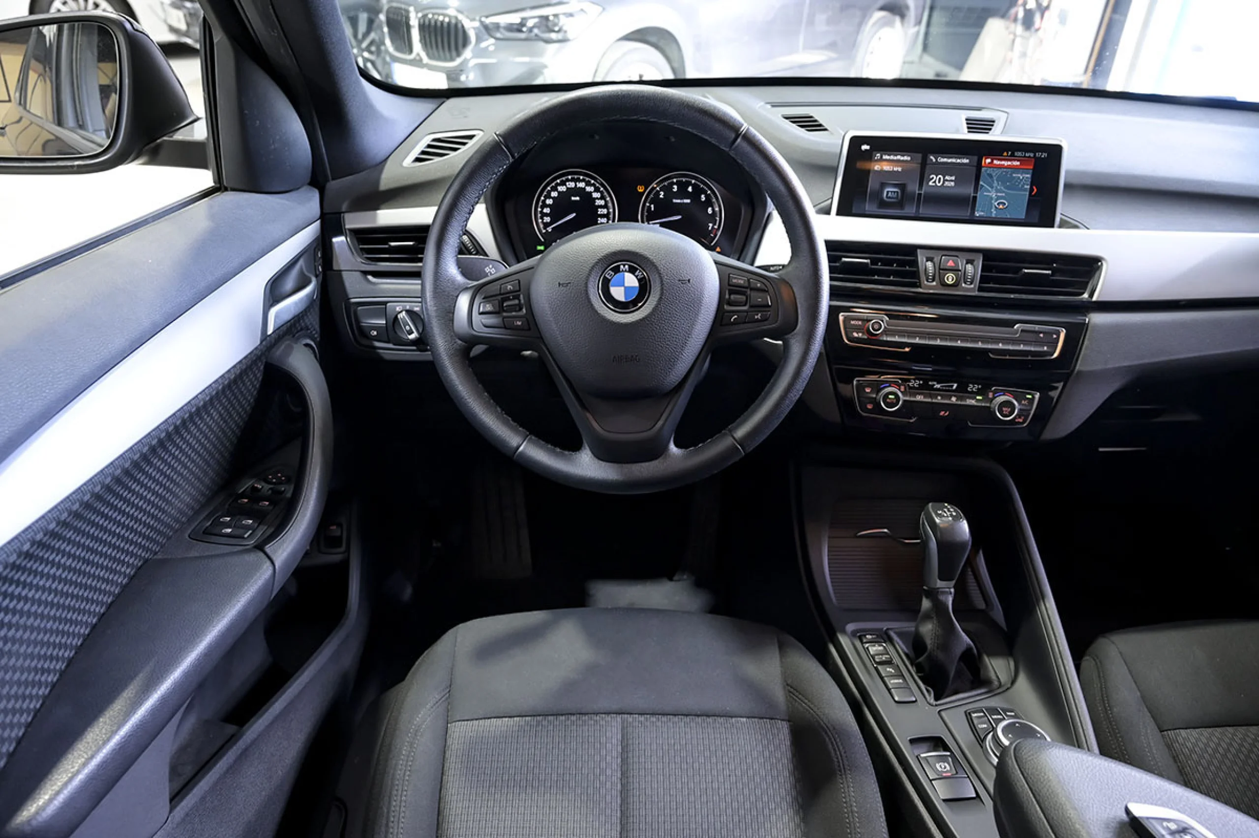 BMW X1 xDrive25e - Foto 32