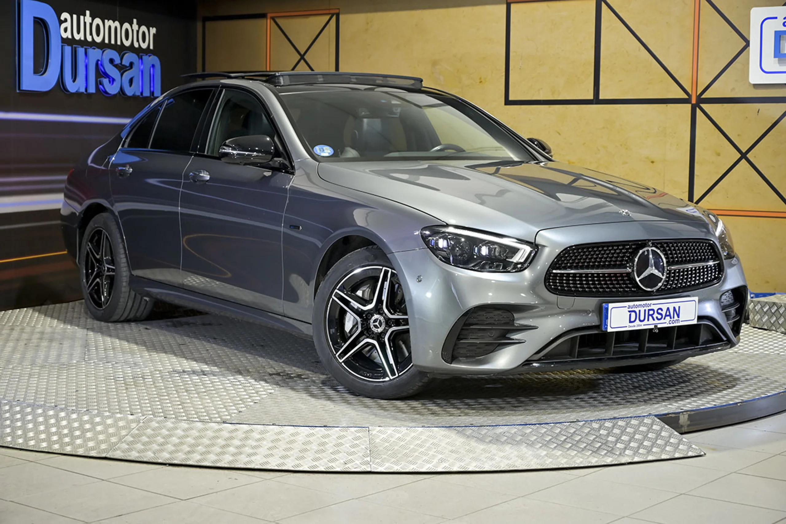 Mercedes-Benz E 300 MERCEDES-BENZ Clase E E 300 e - Foto 3