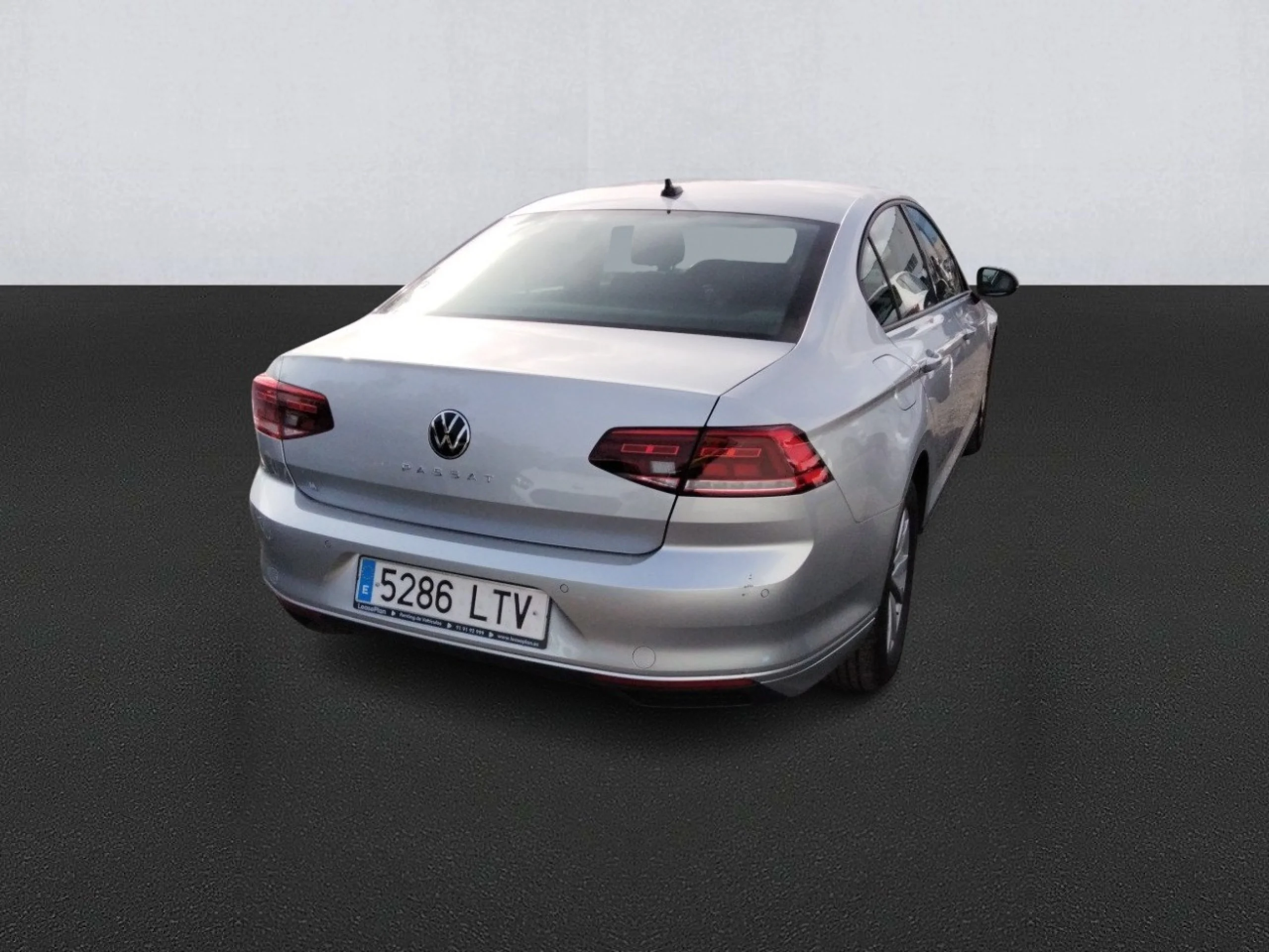 Volkswagen Passat Business 2.0 TDI 110kW (150CV) - Foto 4