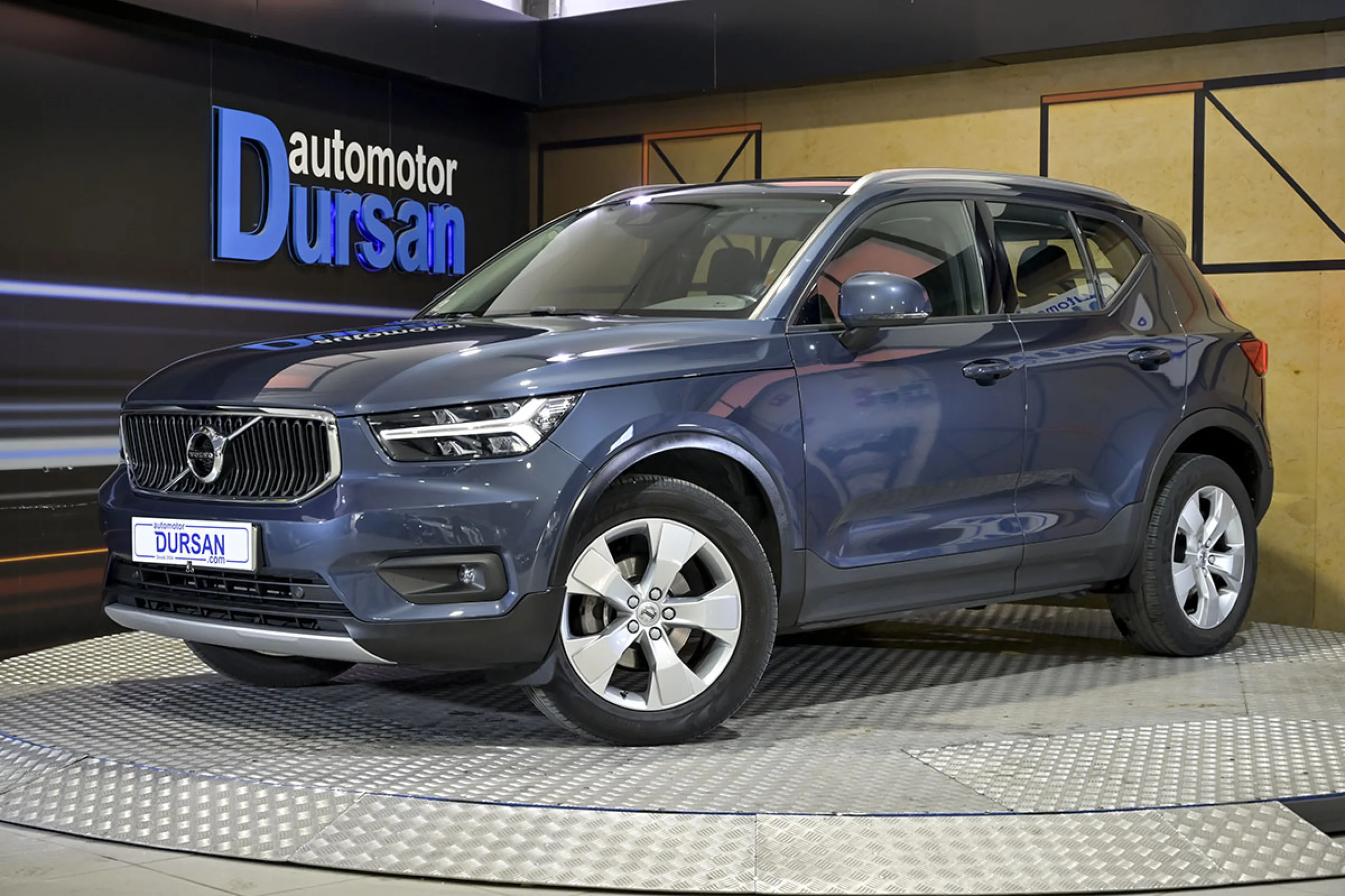 Volvo XC 40 XC40 1.5 T3 Momentum Pro Auto - Foto 1