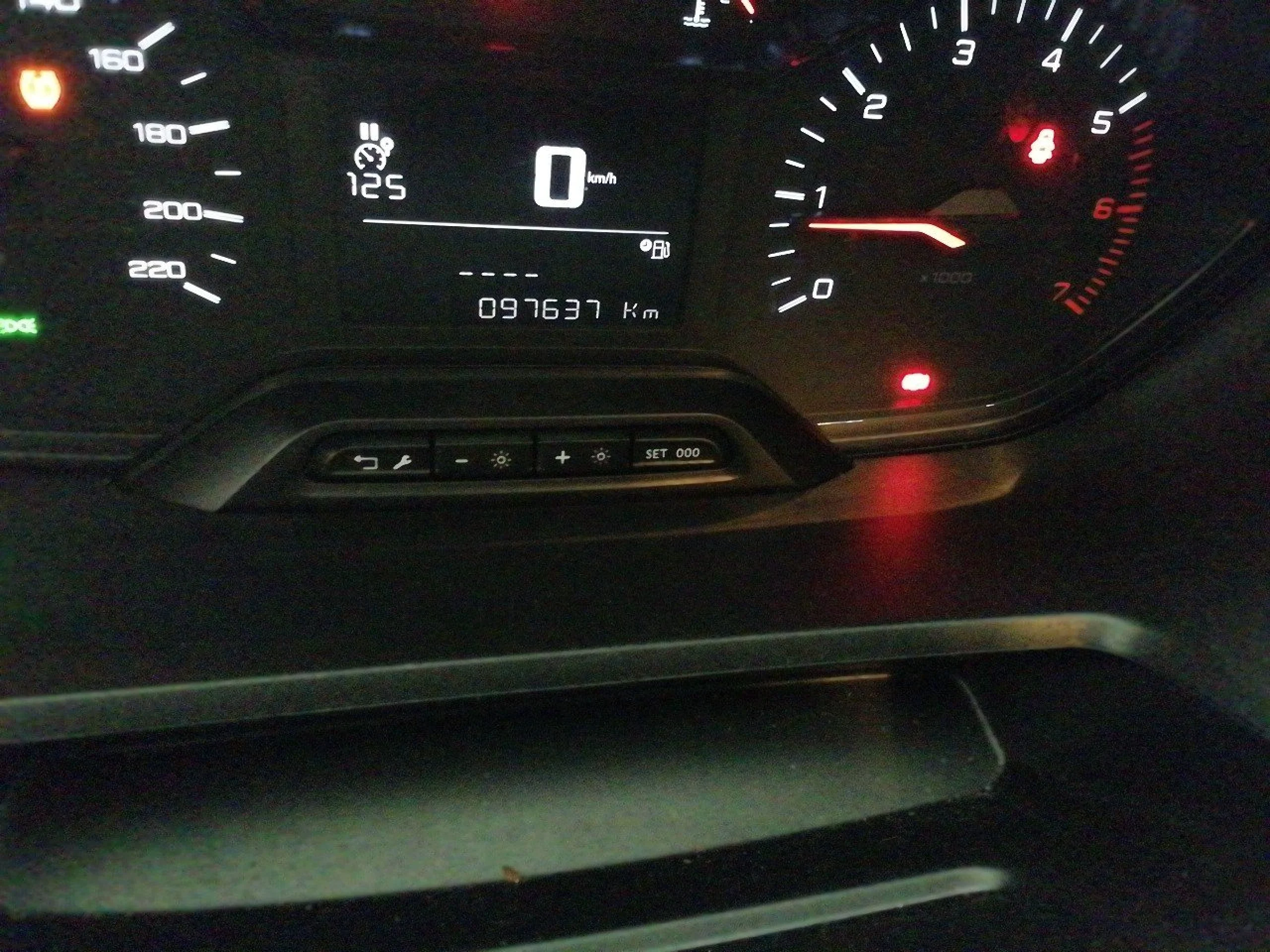 Peugeot Partner Premium Standard 600kg BlueHDi 73kW - Foto 8