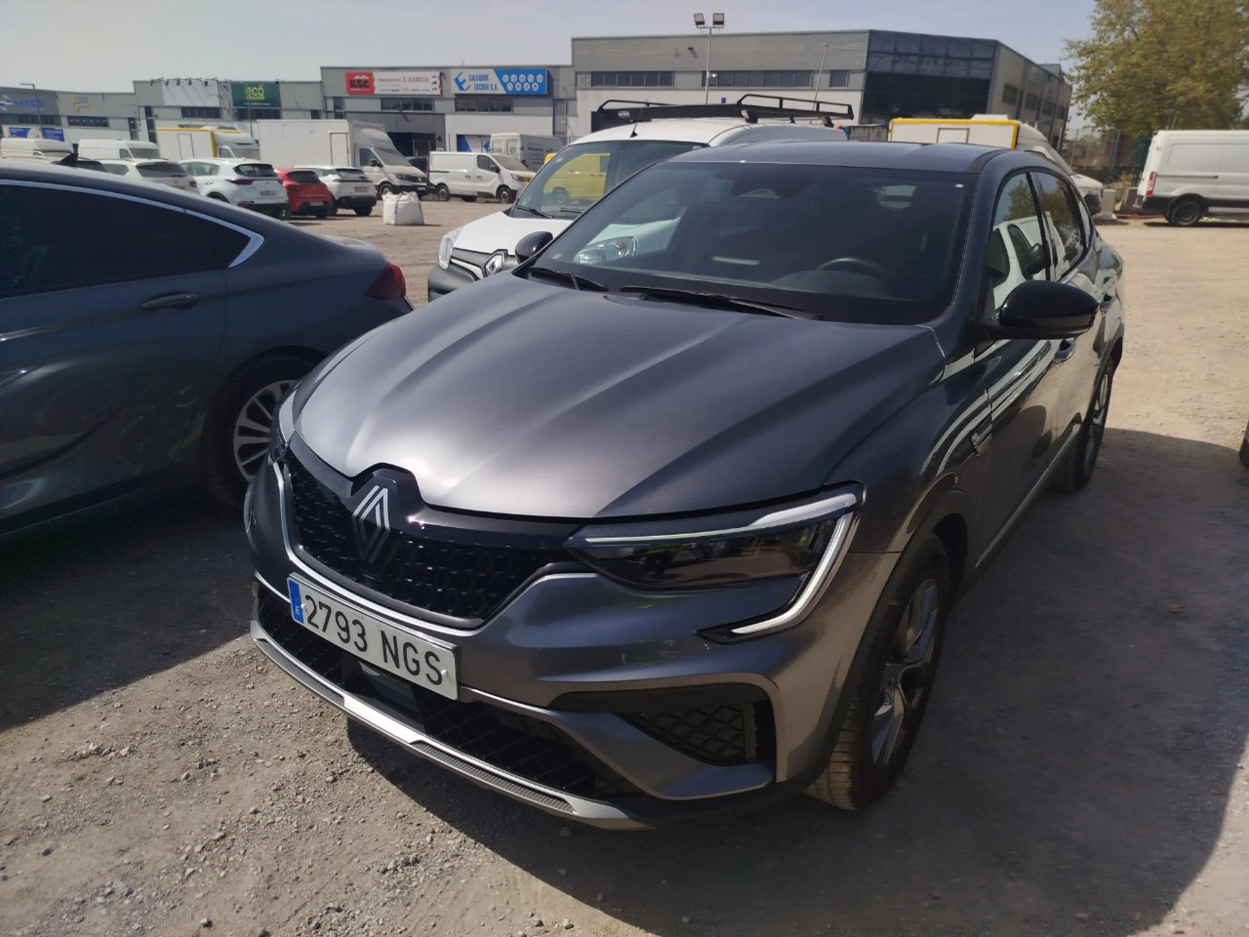 Renault Arkana Techno E-TECH full hybrid 105kW(145CV) - Foto 1