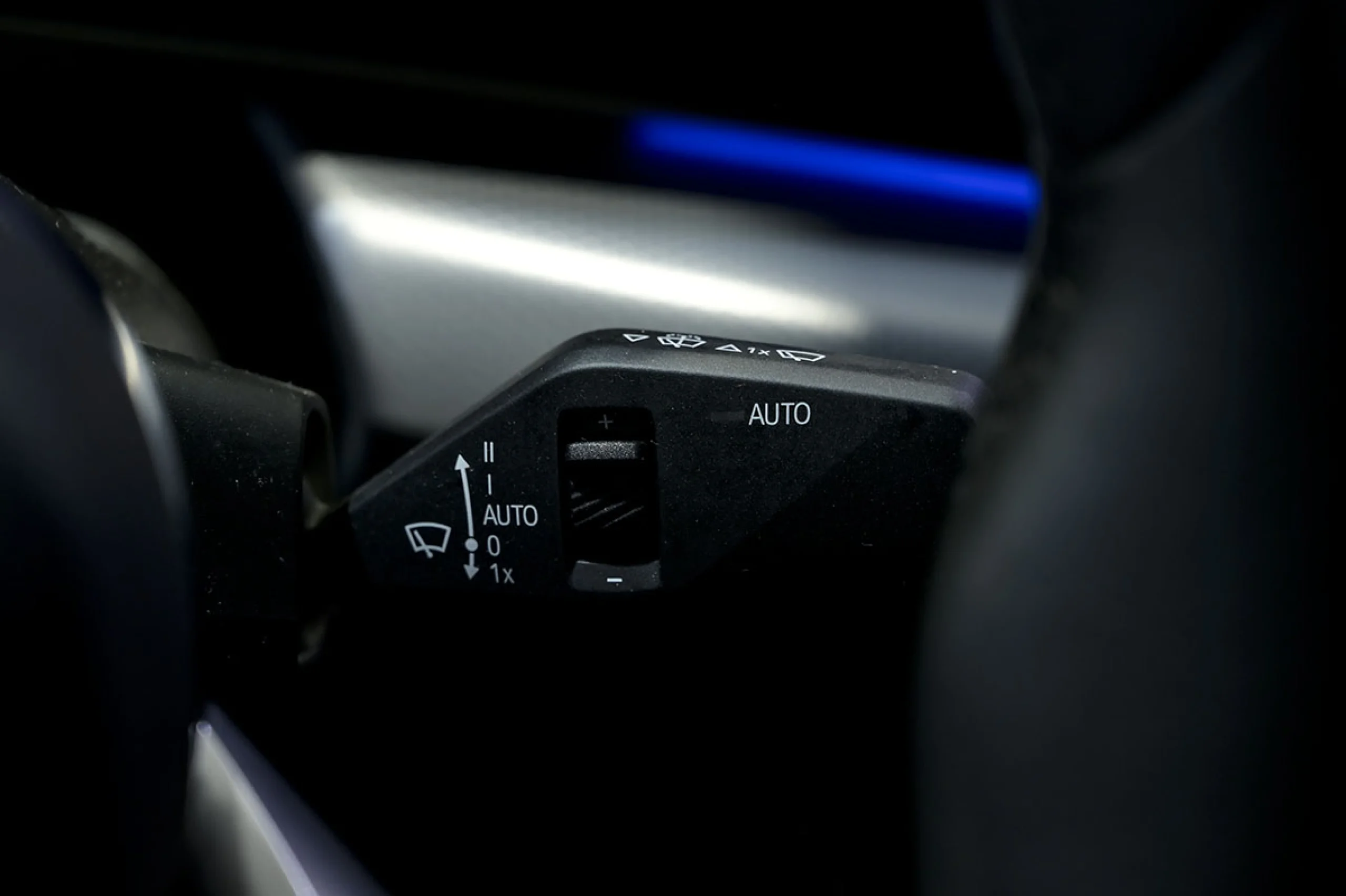 BMW IX2 eDrive20 - Foto 35