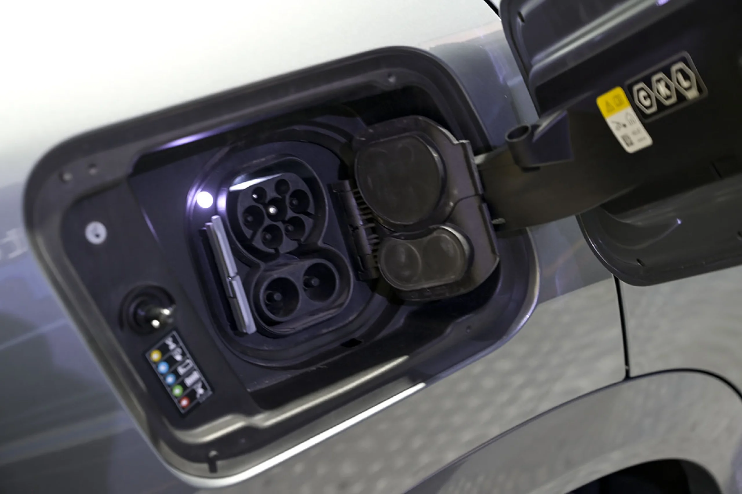 BMW IX2 eDrive20 - Foto 8