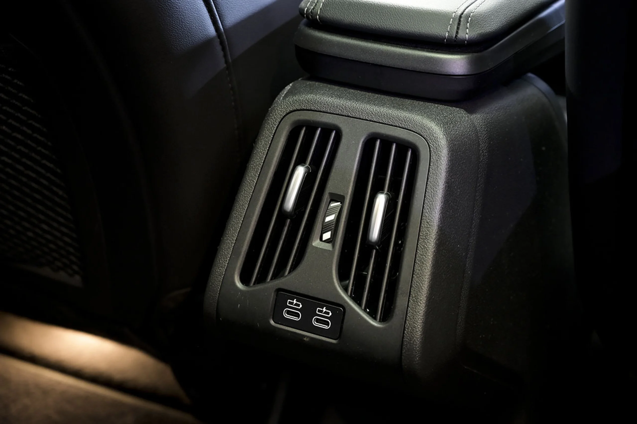 BMW IX2 eDrive20 - Foto 27