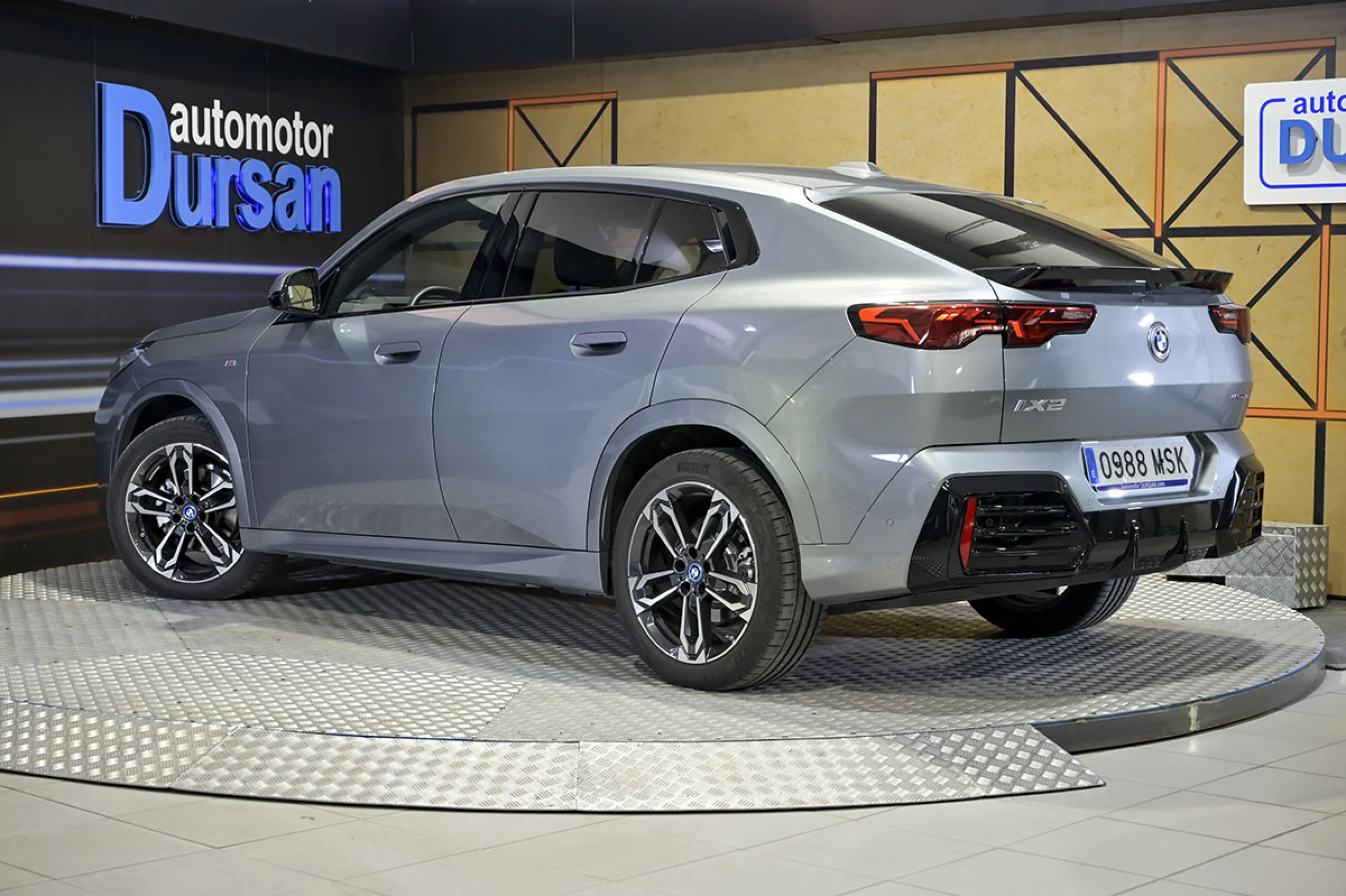 BMW IX2 eDrive20 - Foto 13