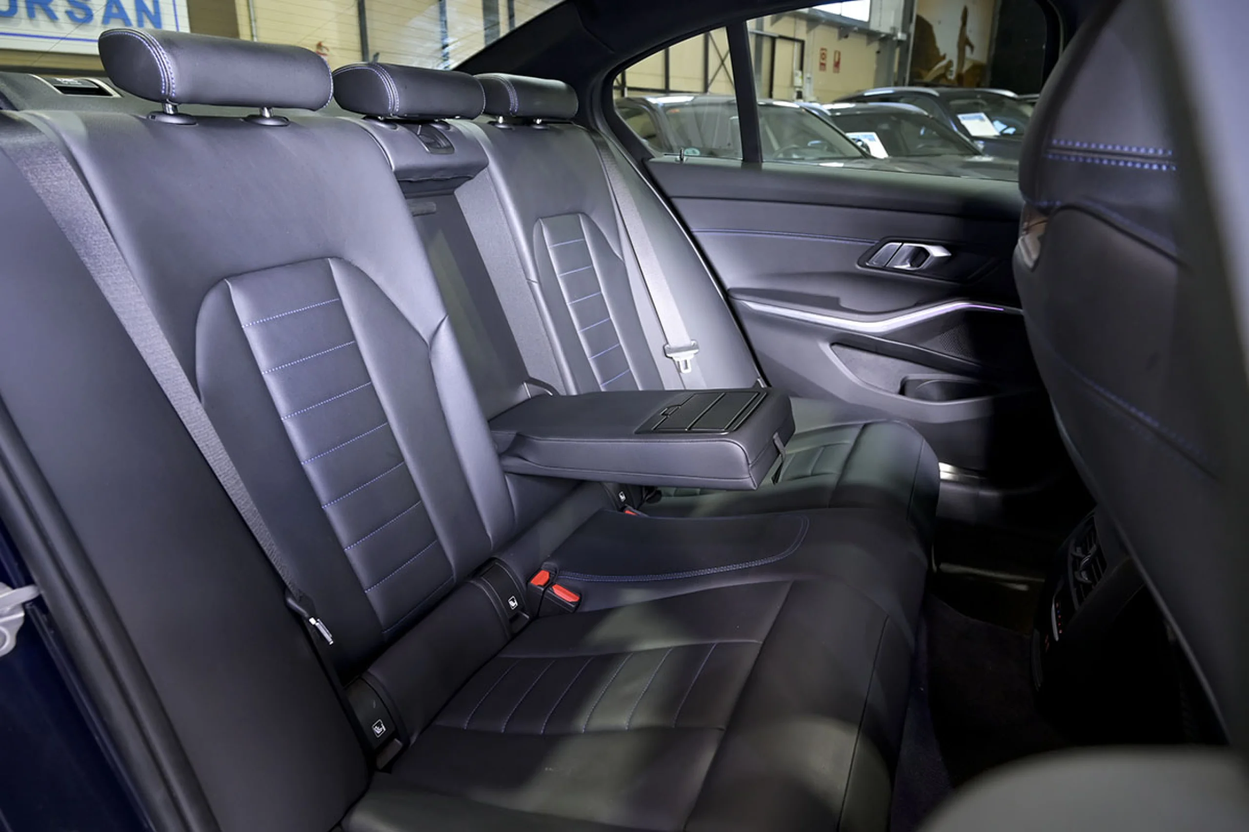 BMW 320 Serie 3 320d Auto. - Foto 17