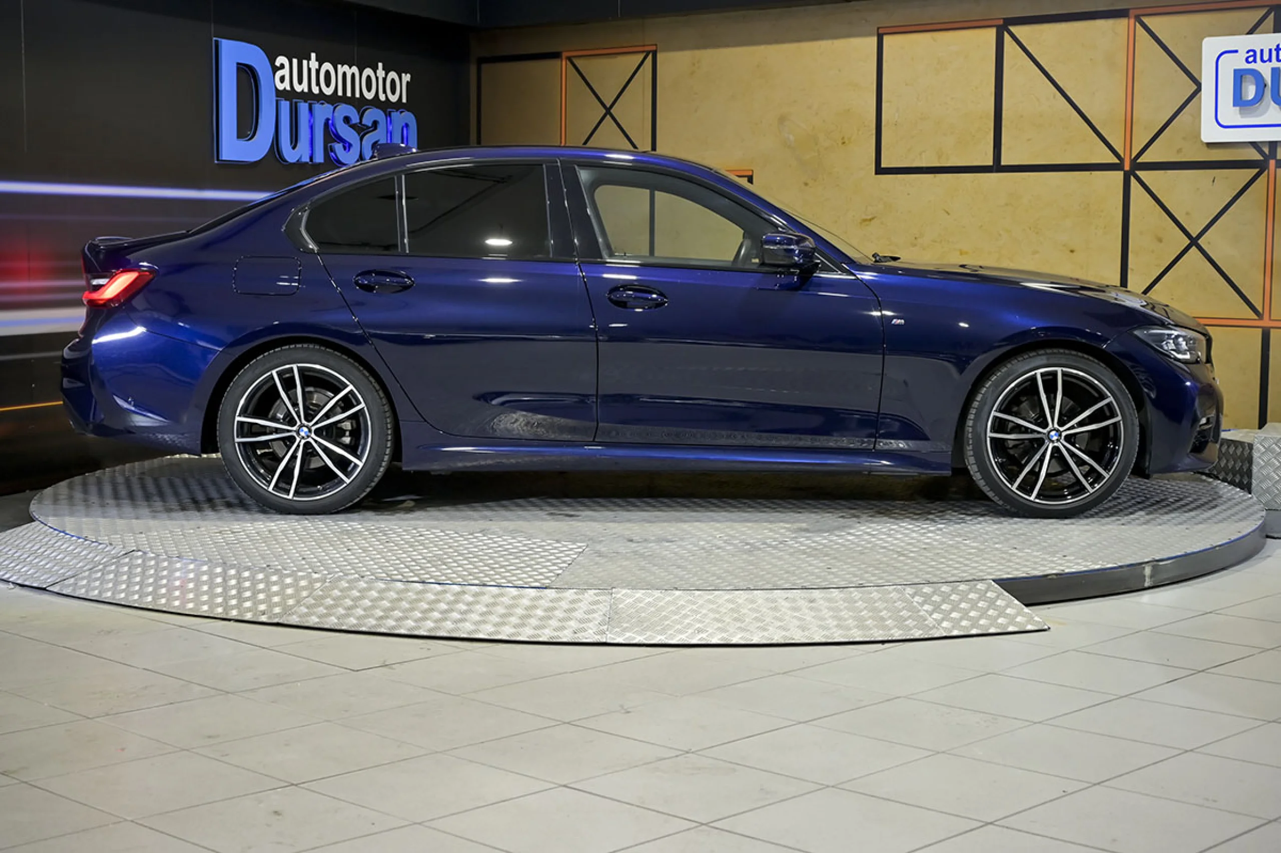 BMW 320 Serie 3 320d Auto. - Foto 19