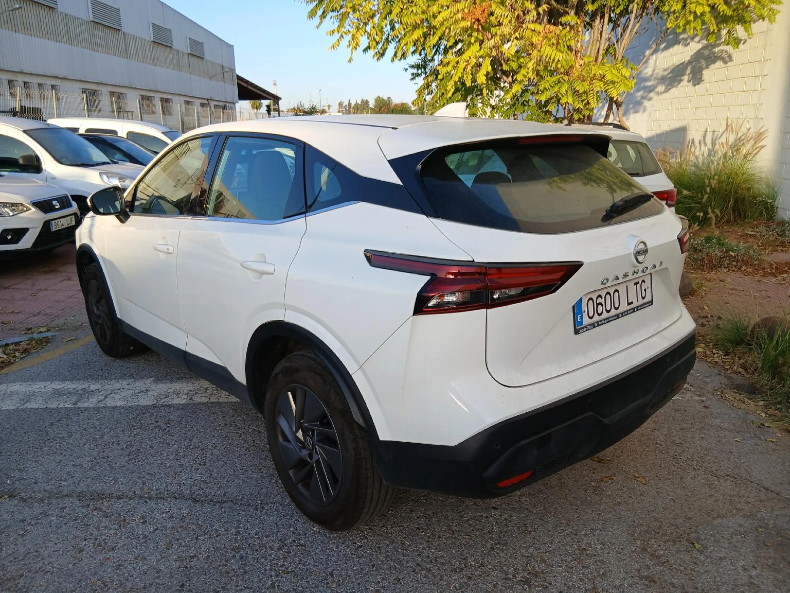 Nissan Qashqai DIG-T 103kW (140CV) mHEV 4x2 Acenta - Foto 2
