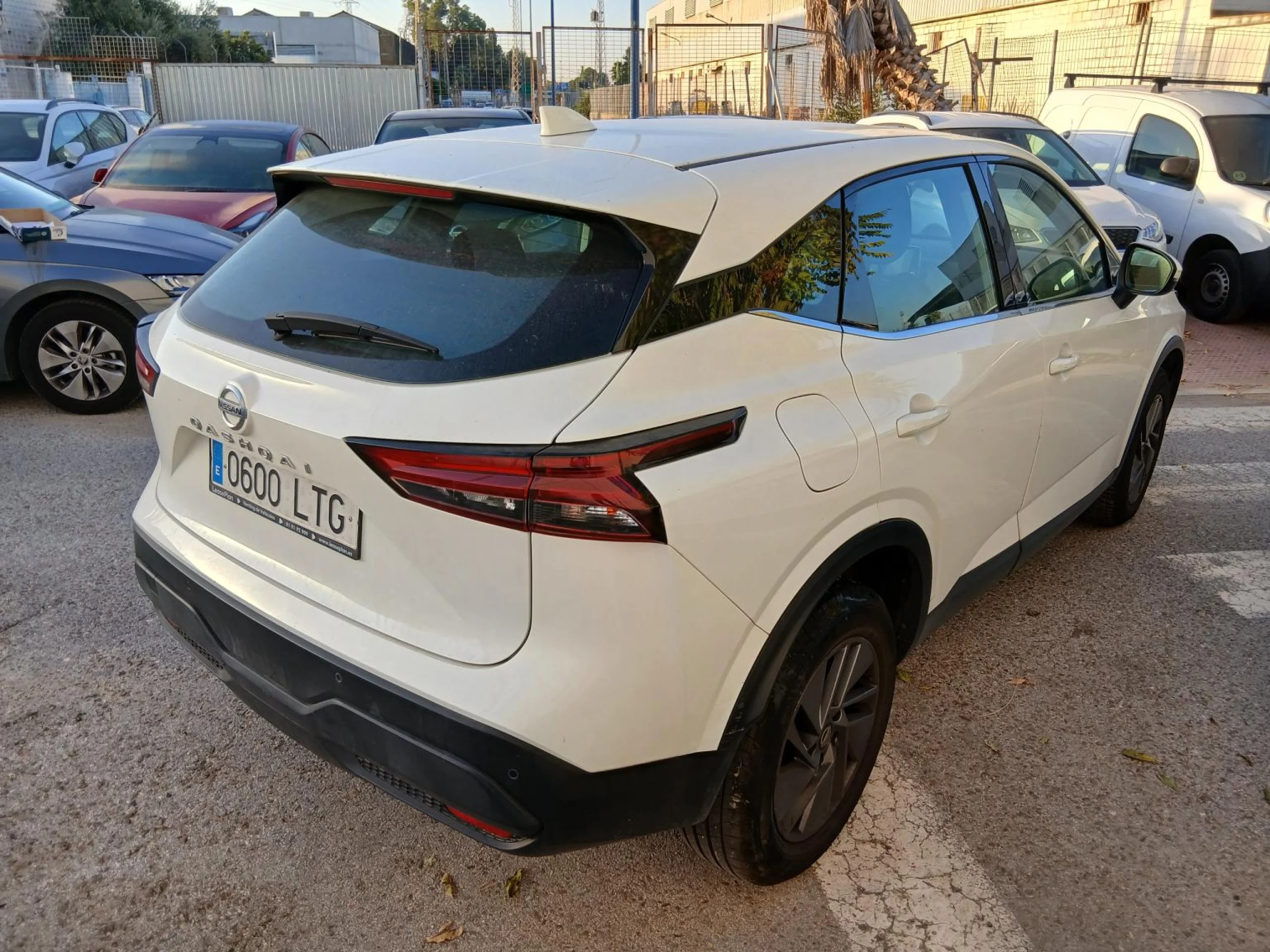 Nissan Qashqai DIG-T 103kW (140CV) mHEV 4x2 Acenta - Foto 3